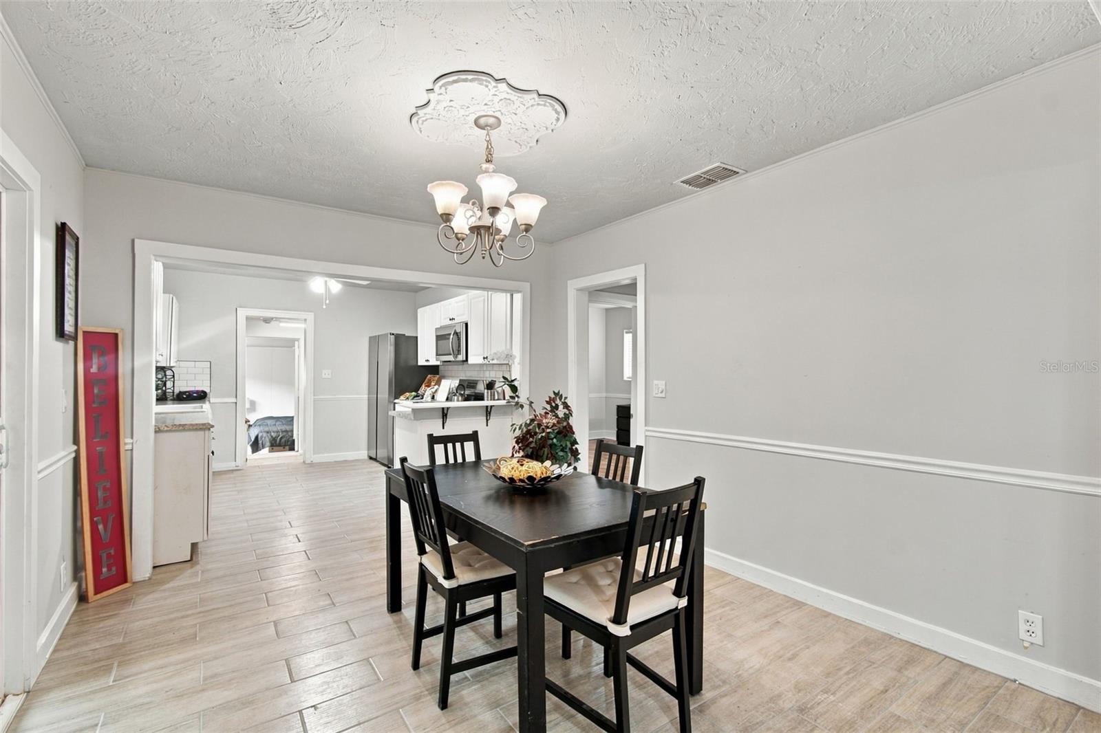 2115 55TH AVENUE E, Bradenton, FL 34203