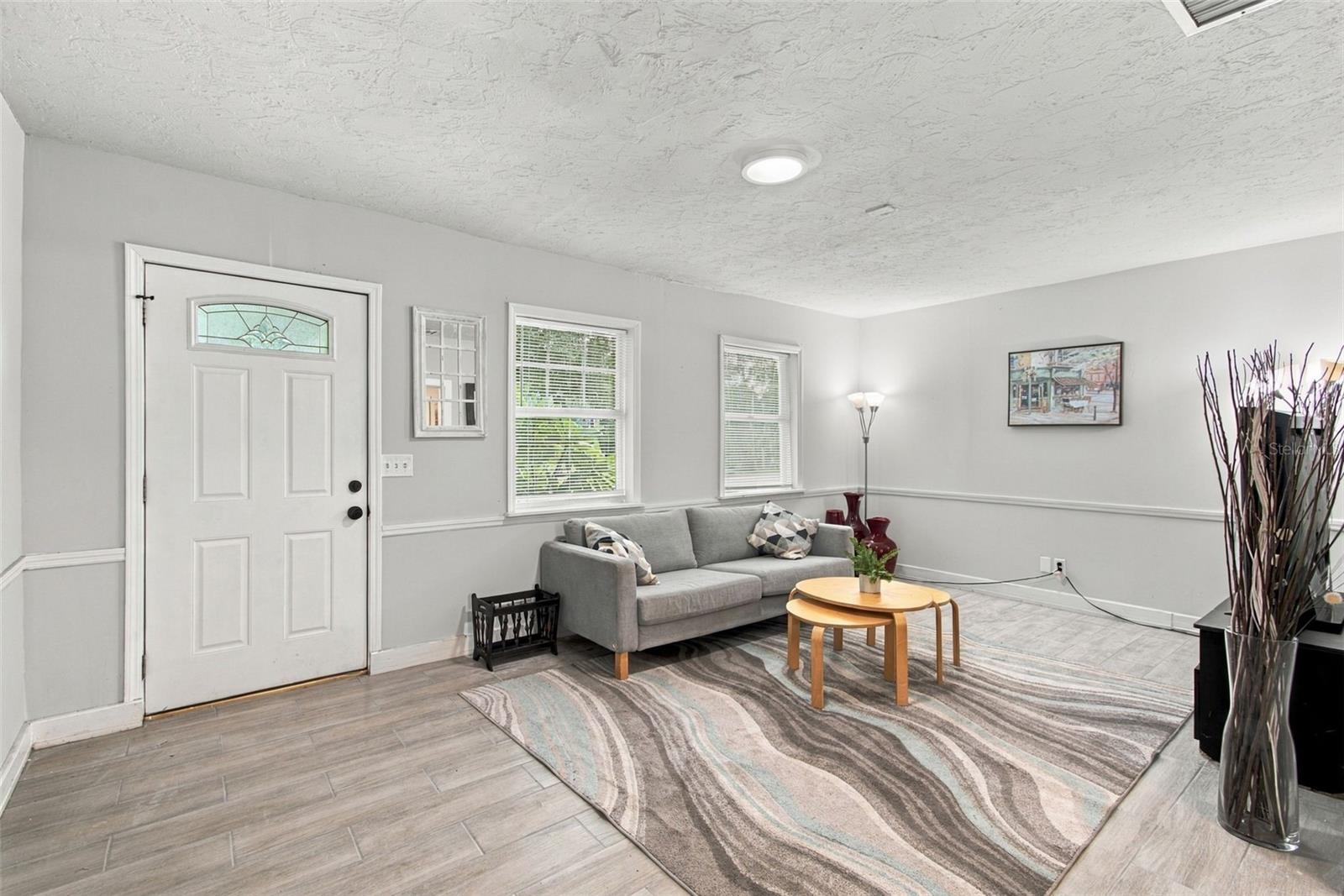 2115 55TH AVENUE E, Bradenton, FL 34203