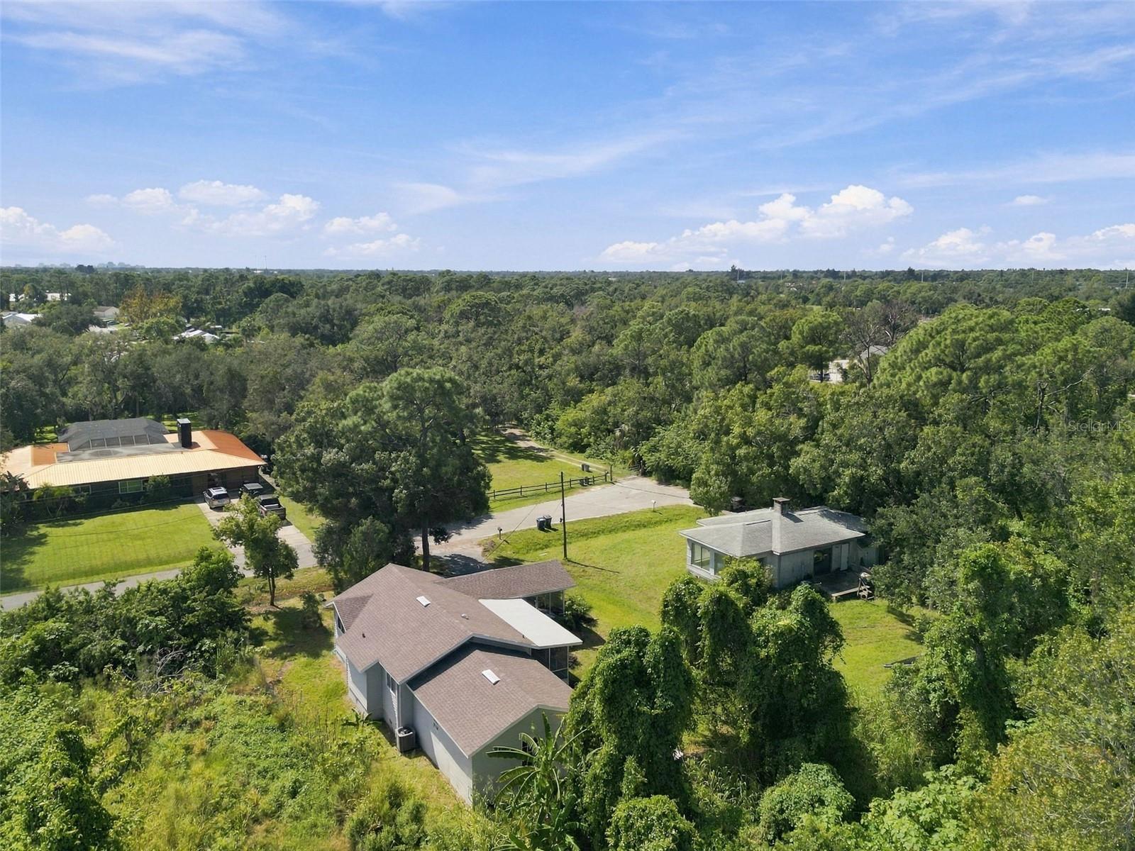 2115 55TH AVENUE E, Bradenton, FL 34203