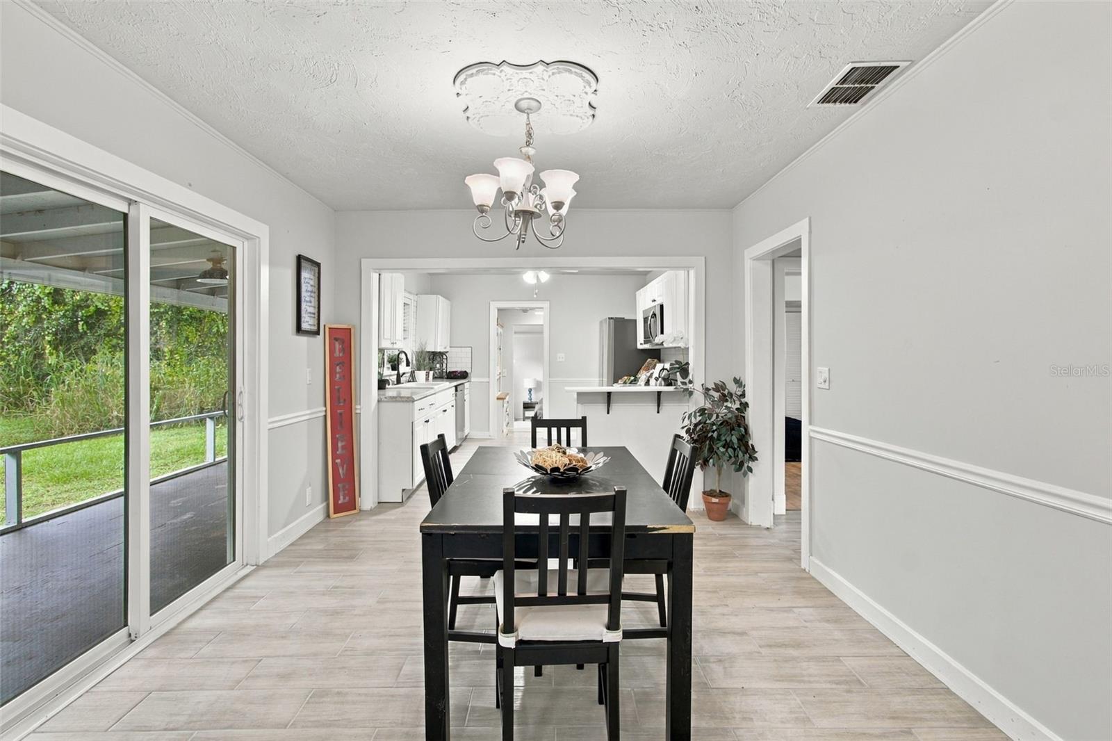 2115 55TH AVENUE E, Bradenton, FL 34203