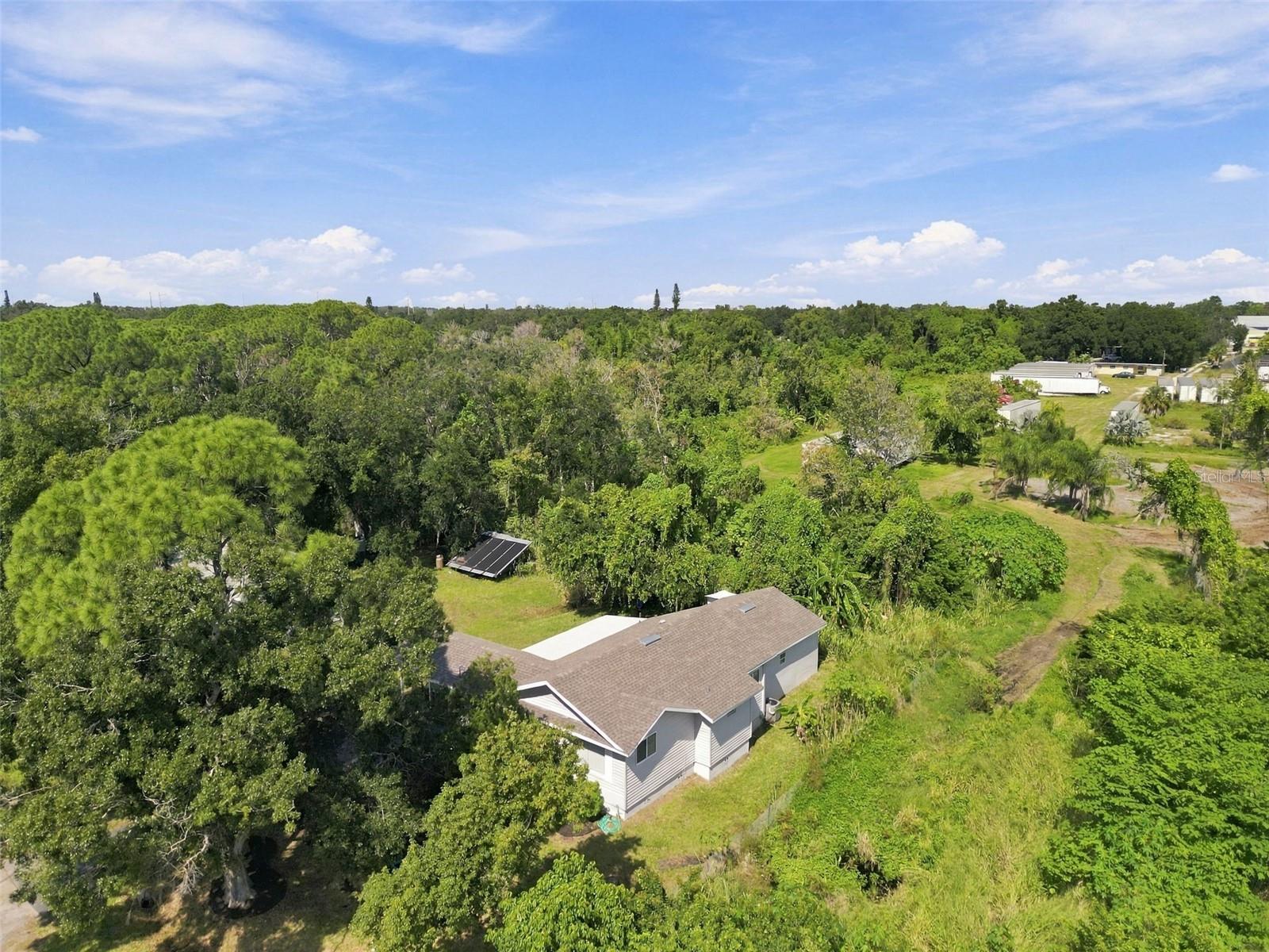 2115 55TH AVENUE E, Bradenton, FL 34203