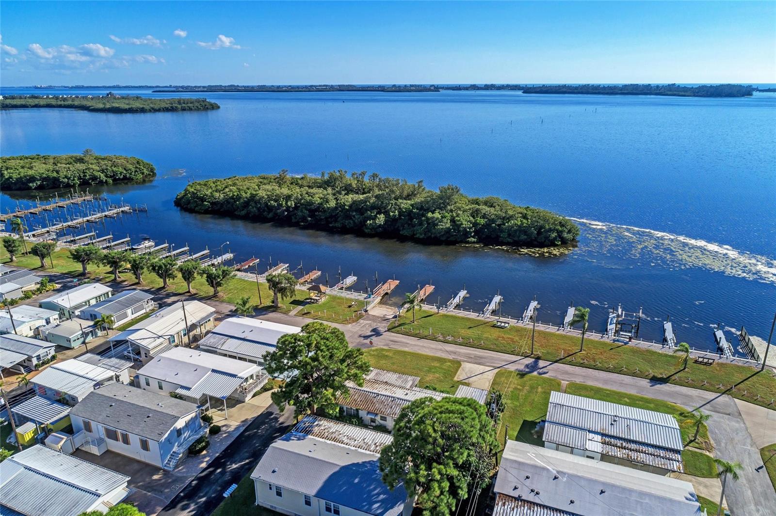 10315 CORTEZ ROAD W, #21F, Bradenton, FL 34210