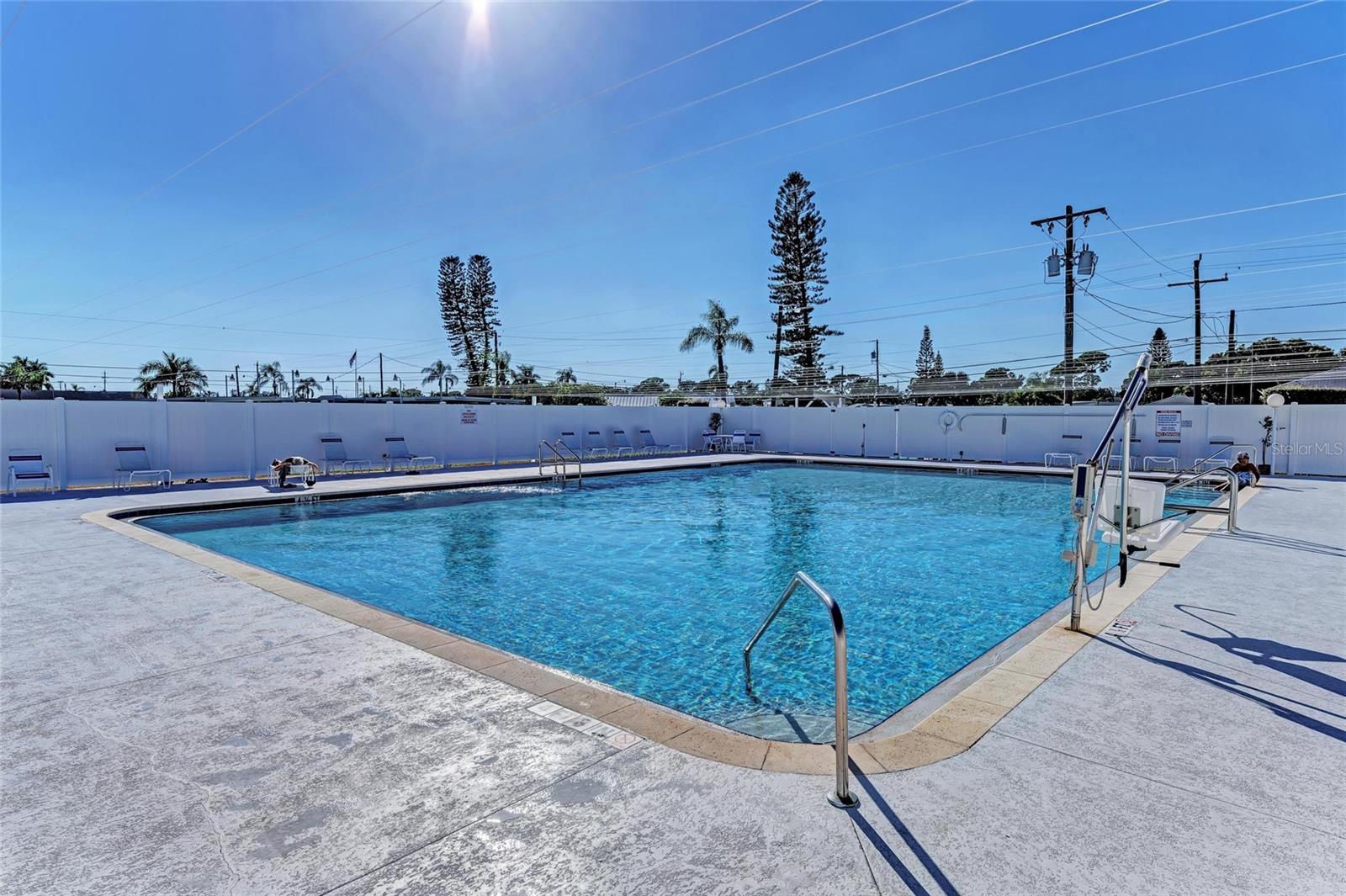 10315 CORTEZ ROAD W, #21F, Bradenton, FL 34210