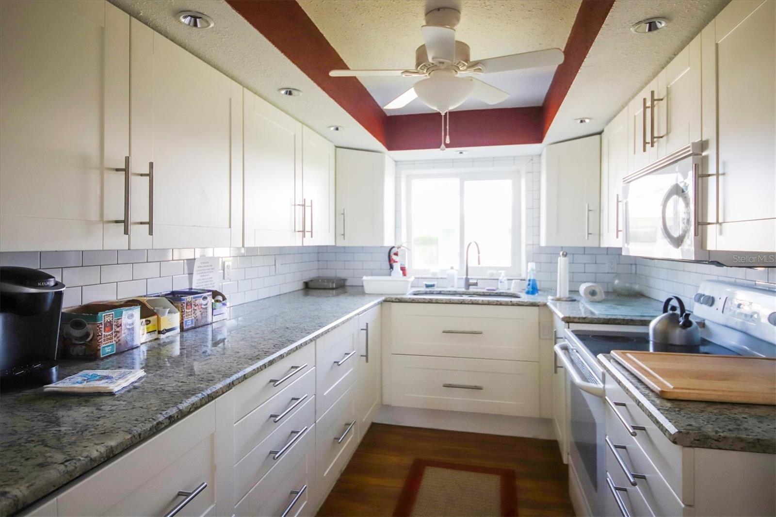 3950 ROXANE BOULEVARD, #3B, Sarasota, FL 34235