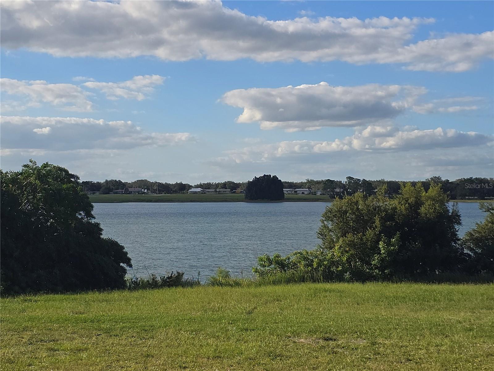 Lake Olivia