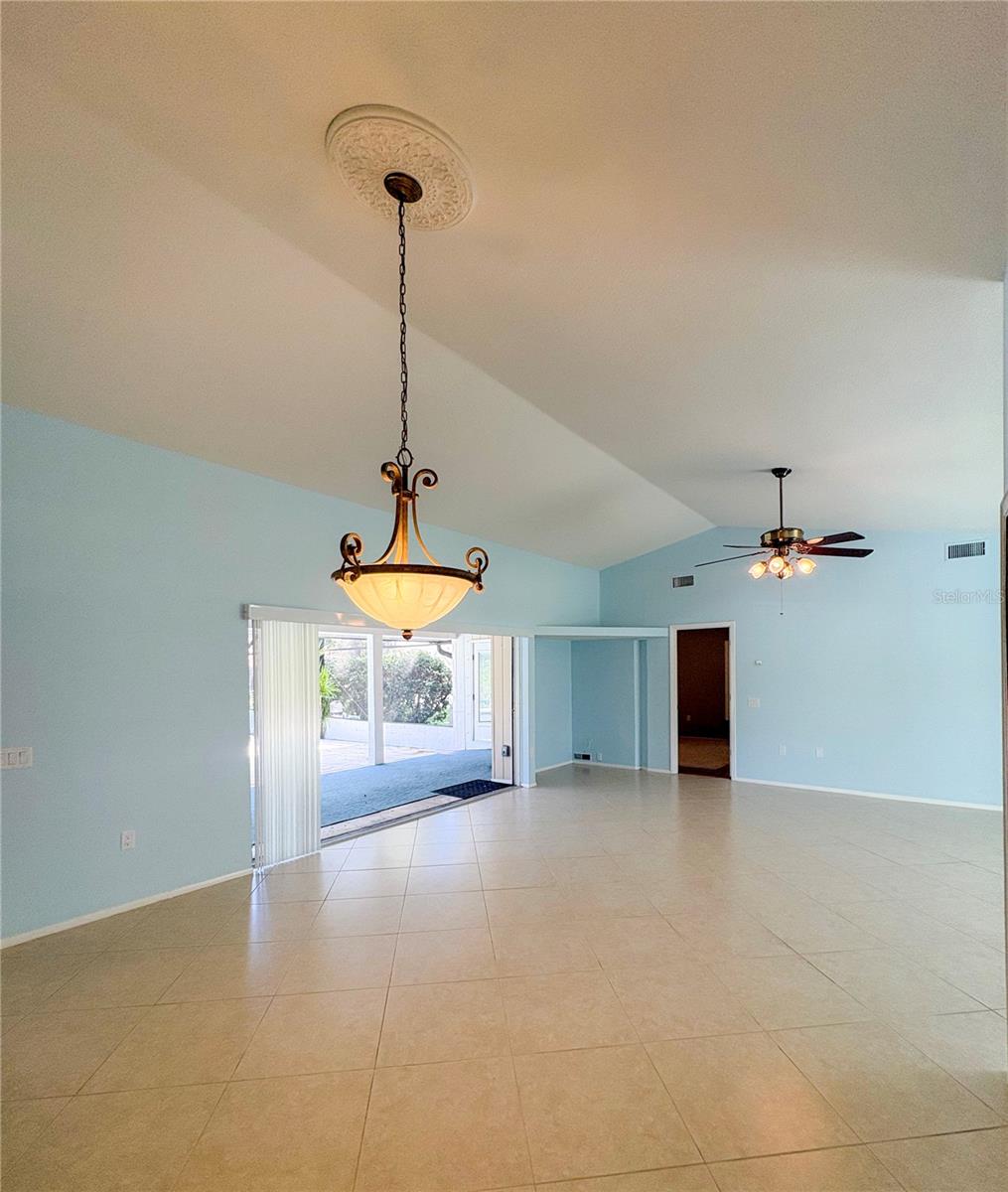 3601 GARDEN LAKES CLENET, Bradenton, FL 34203 3601 GARDEN LAKES CLENET, Bradenton, FL 34203
