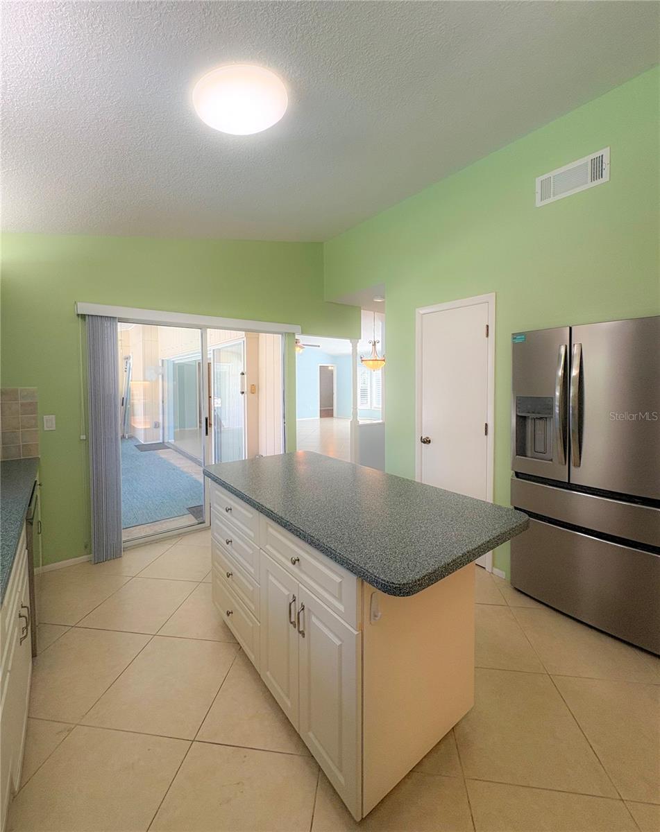 3601 GARDEN LAKES CLENET, Bradenton, FL 34203