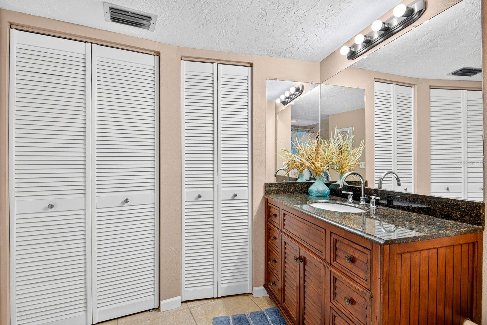 4440 IRONWOOD CIRCLE, #206D, Bradenton, FL 34209