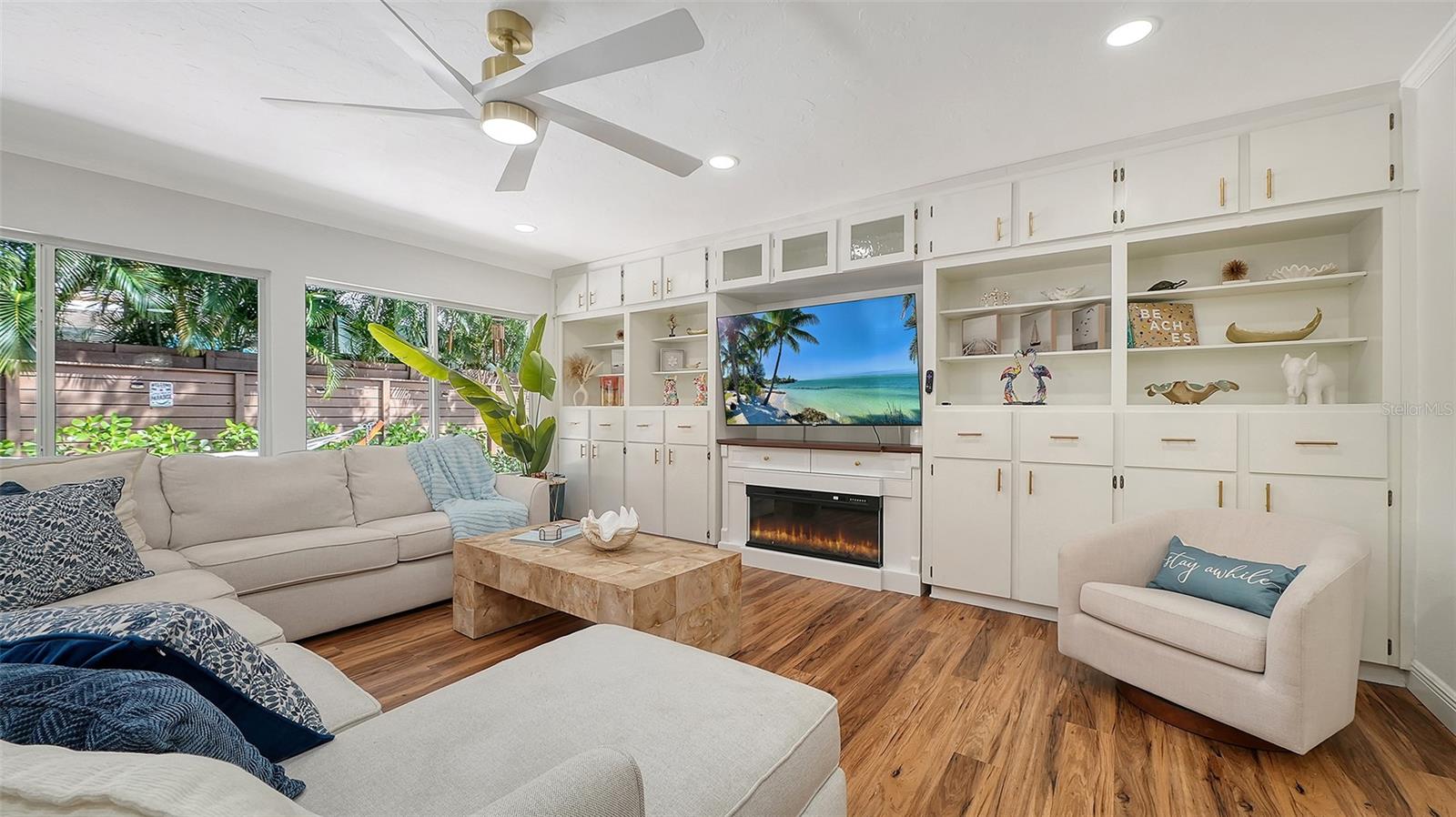 2375 DATURA STREET, Sarasota, FL 34239