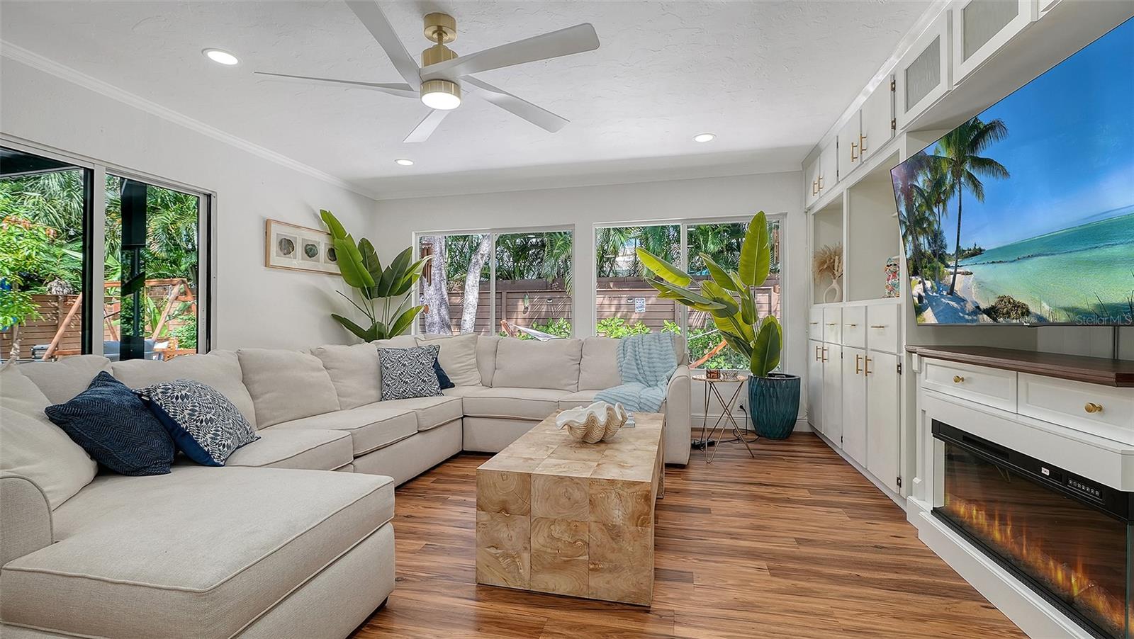 2375 DATURA STREET, Sarasota, FL 34239