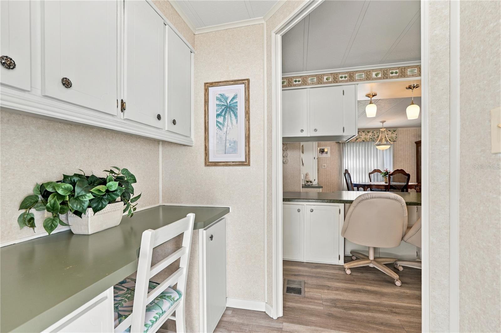5619 BAYSHORE ROAD, #422, Palmetto, FL 34221 5619 BAYSHORE ROAD, #422, Palmetto, FL 34221