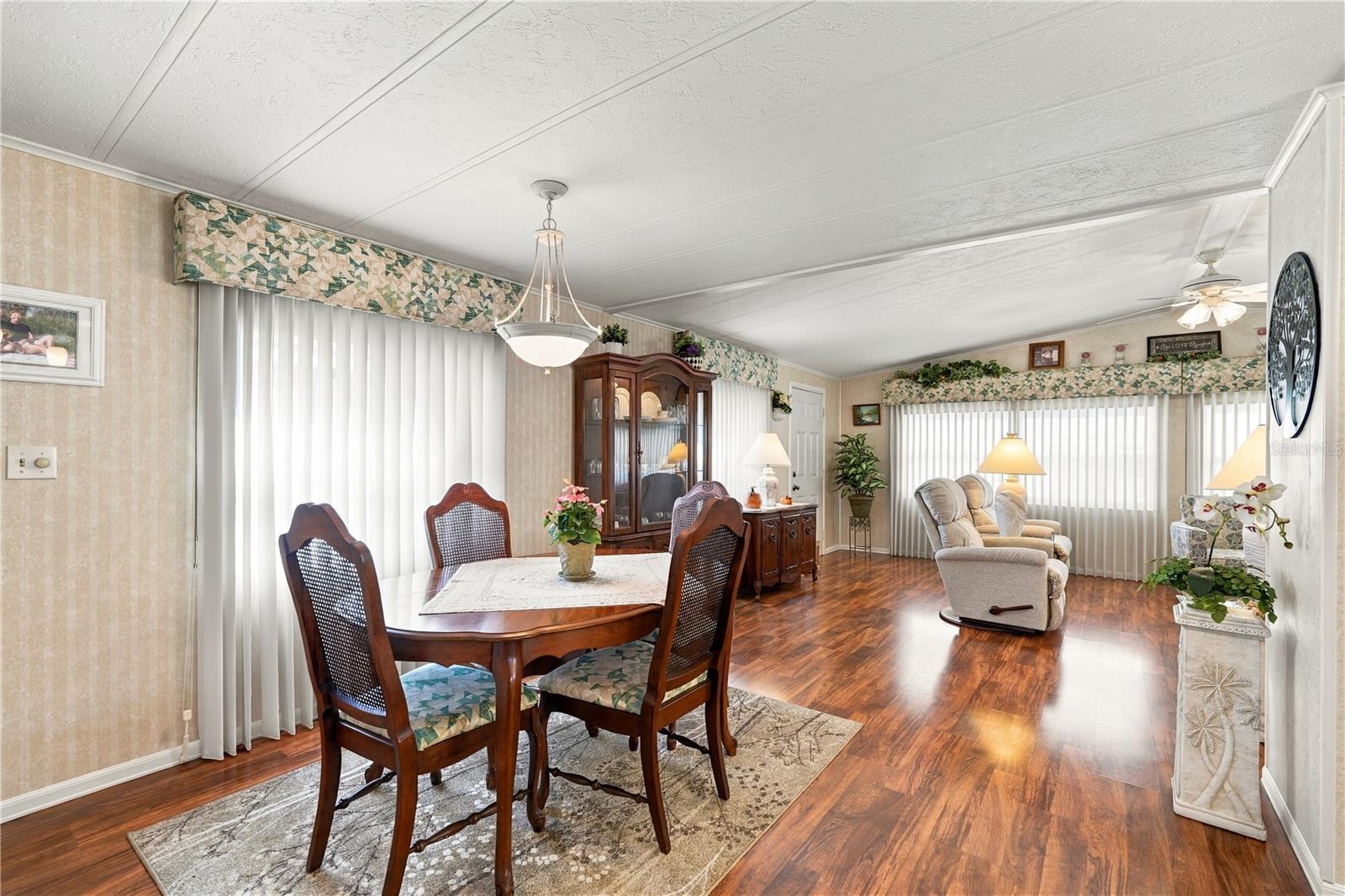 5619 BAYSHORE ROAD, #422, Palmetto, FL 34221