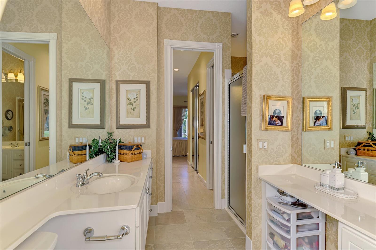 5882 BENEVENTO DRIVE, Sarasota, FL 34238
