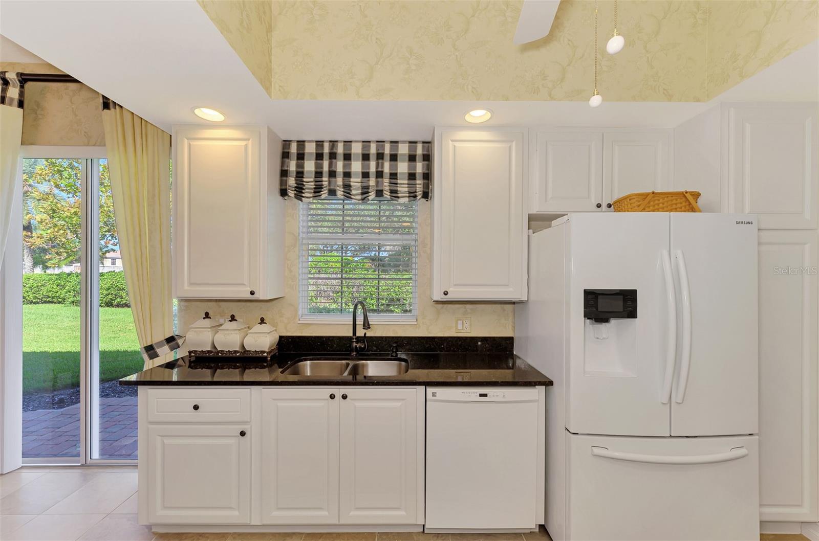 5882 BENEVENTO DRIVE, Sarasota, FL 34238