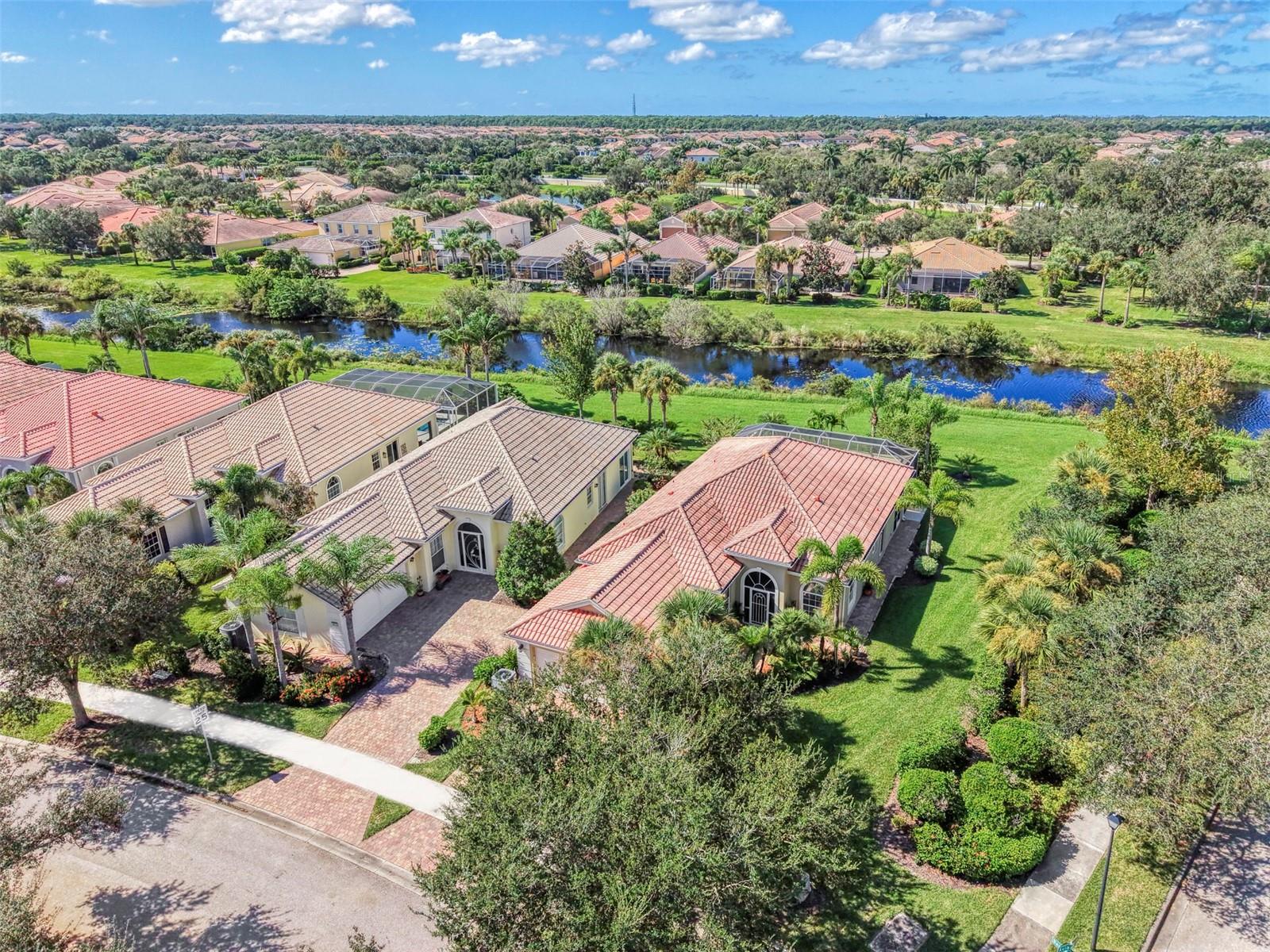 5882 BENEVENTO DRIVE, Sarasota, FL 34238