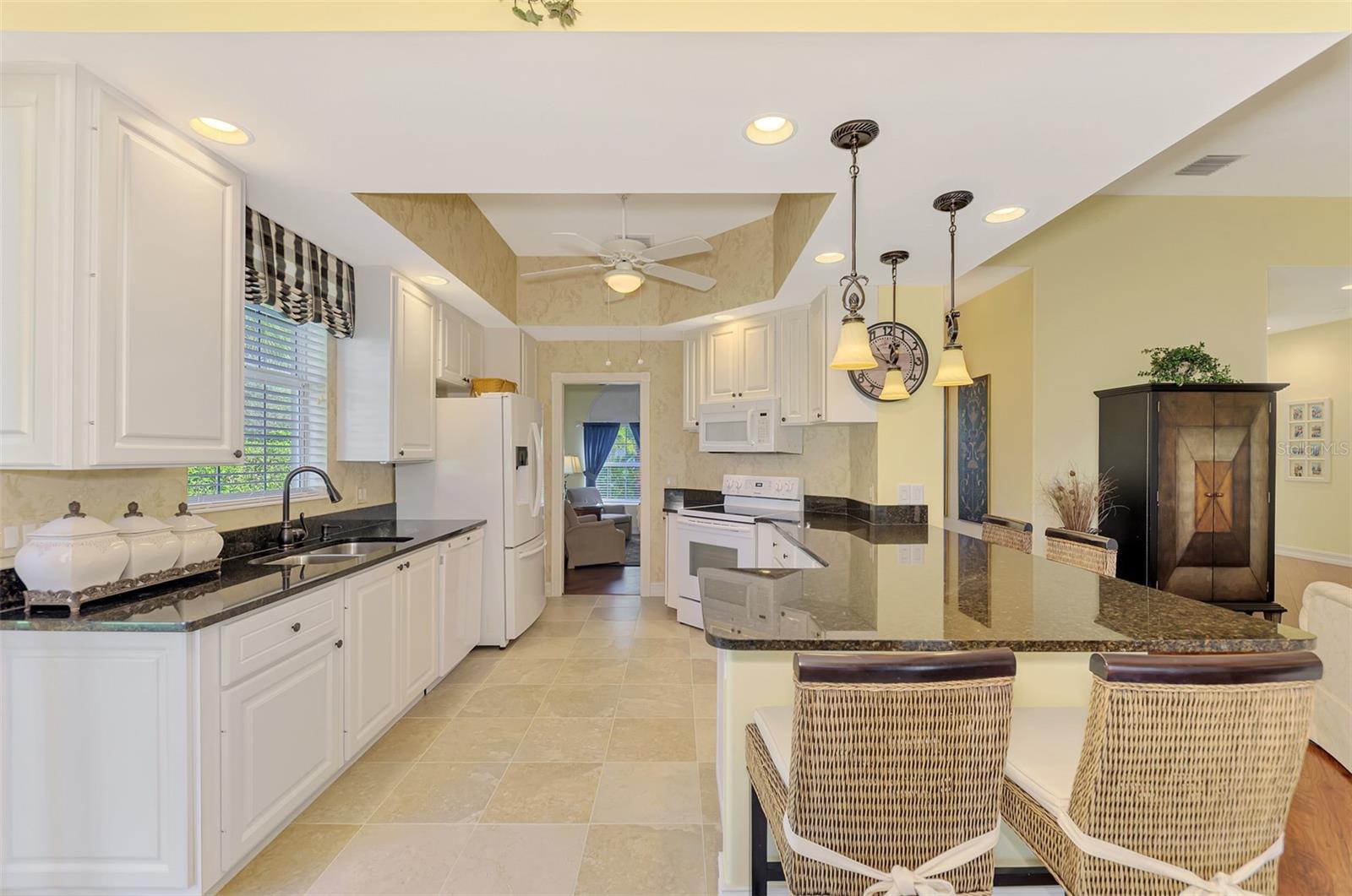 5882 BENEVENTO DRIVE, Sarasota, FL 34238