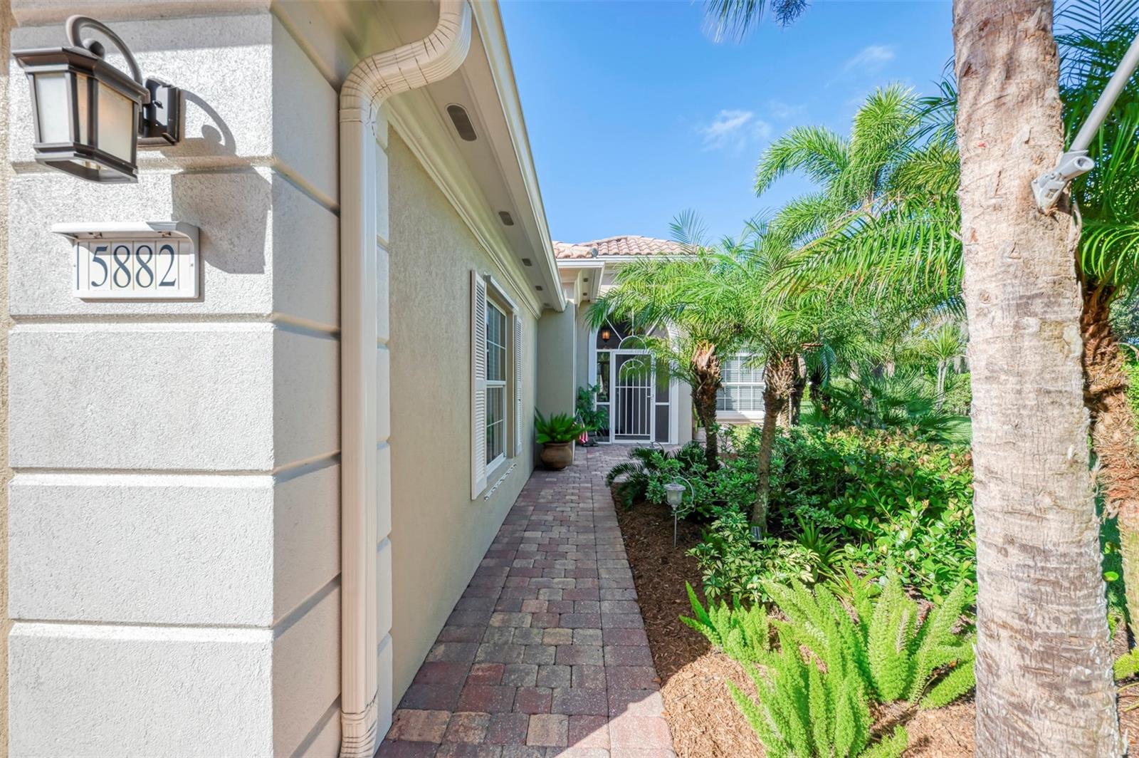5882 BENEVENTO DRIVE, Sarasota, FL 34238