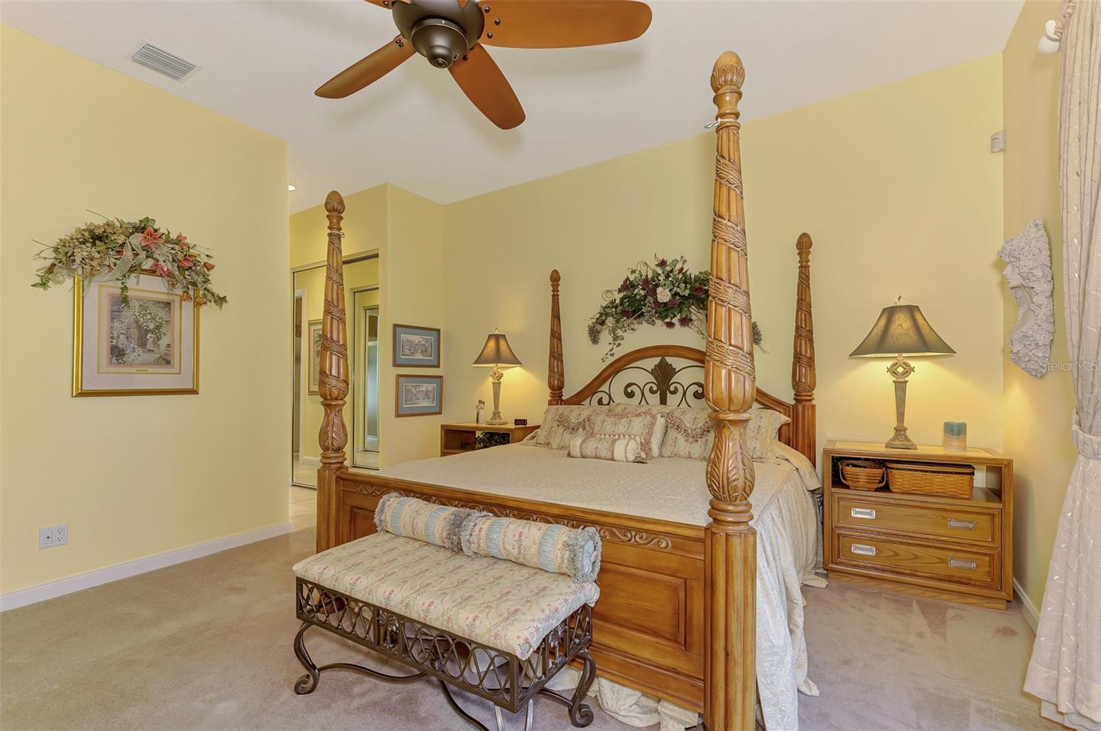 5882 BENEVENTO DRIVE, Sarasota, FL 34238