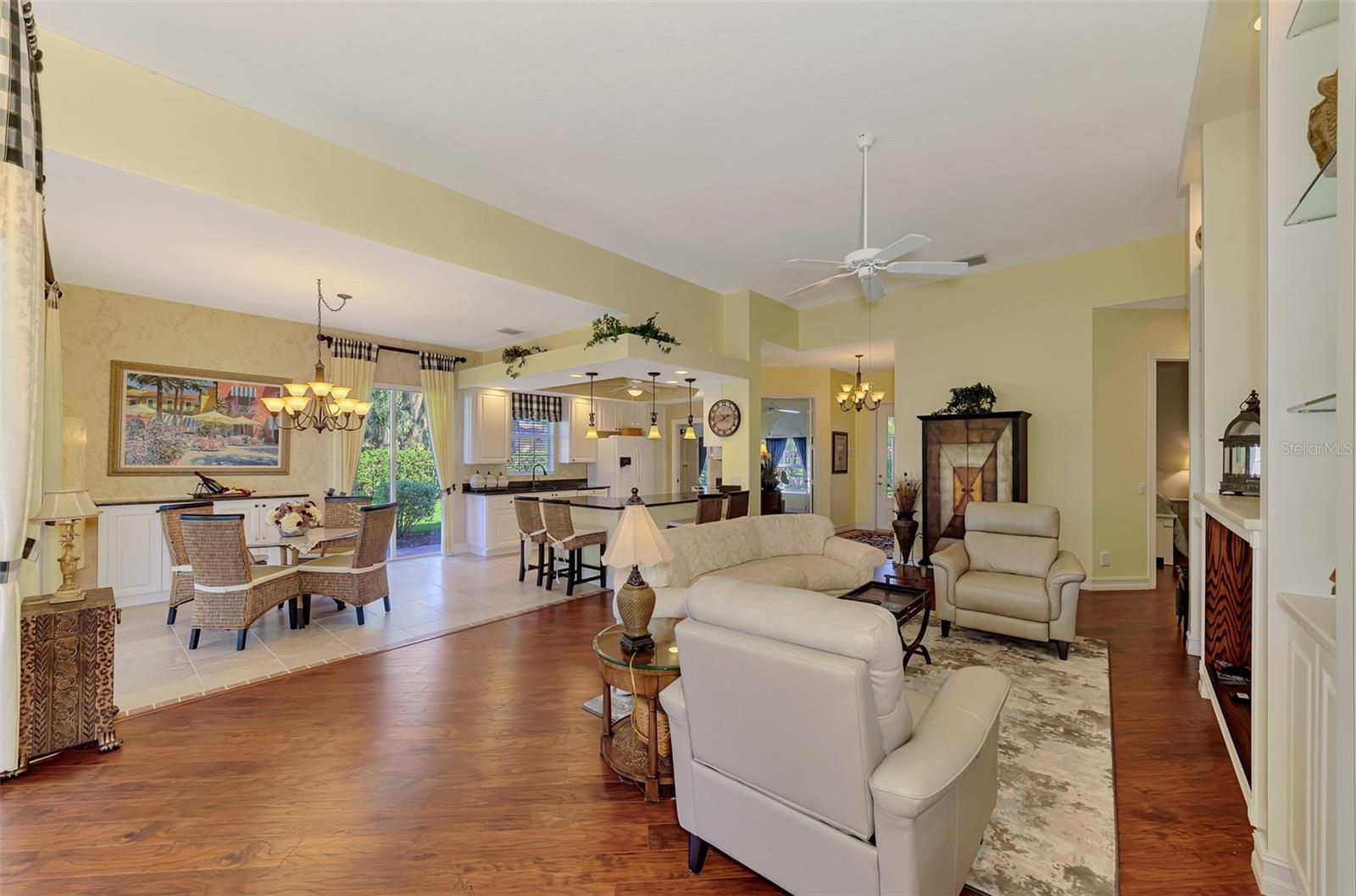 5882 BENEVENTO DRIVE, Sarasota, FL 34238
