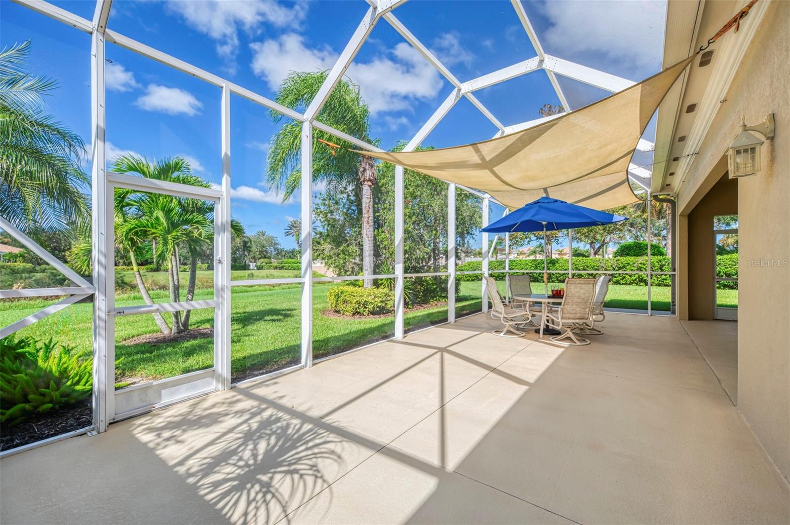 5882 BENEVENTO DRIVE, Sarasota, FL 34238