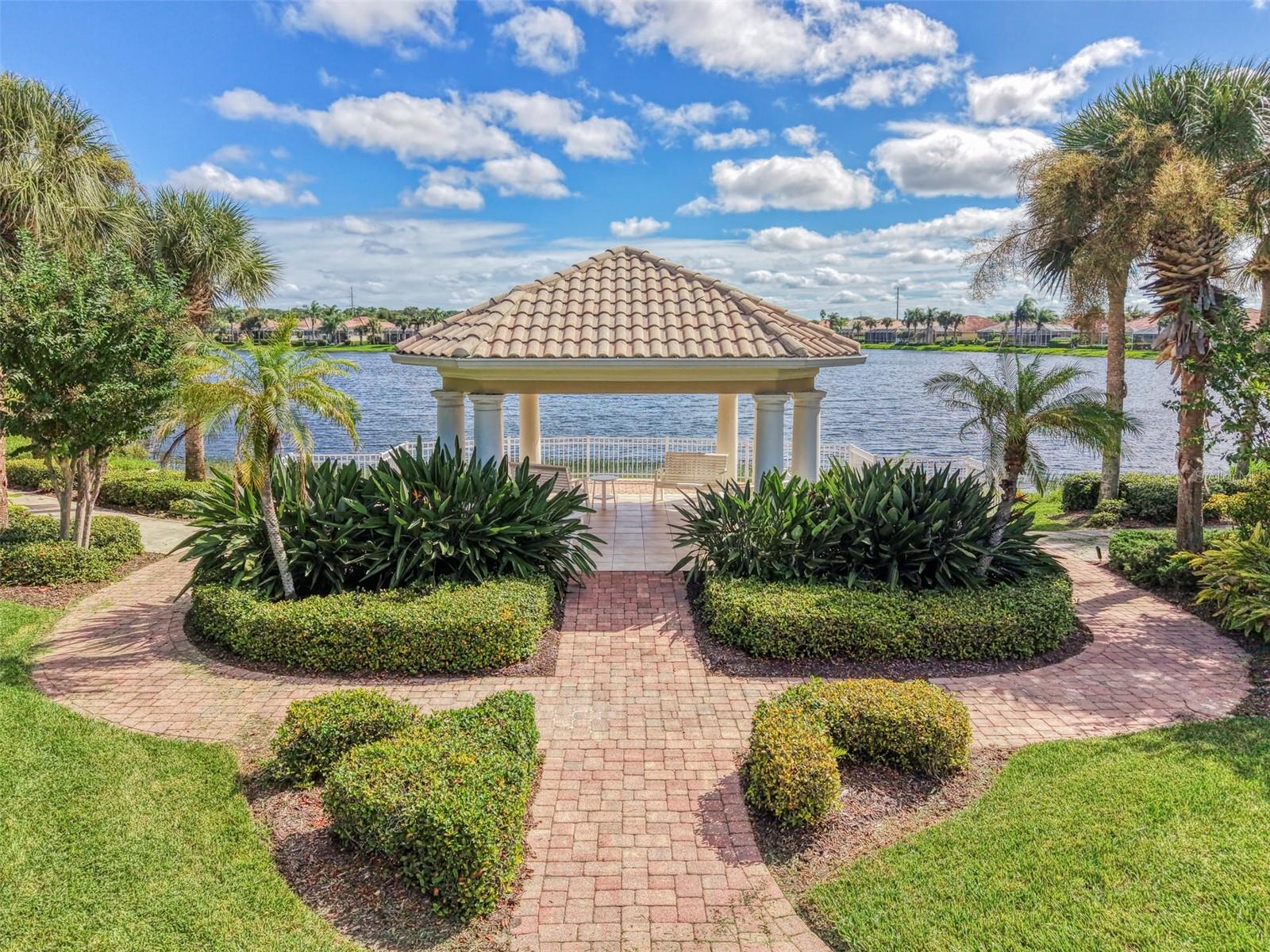 5882 BENEVENTO DRIVE, Sarasota, FL 34238