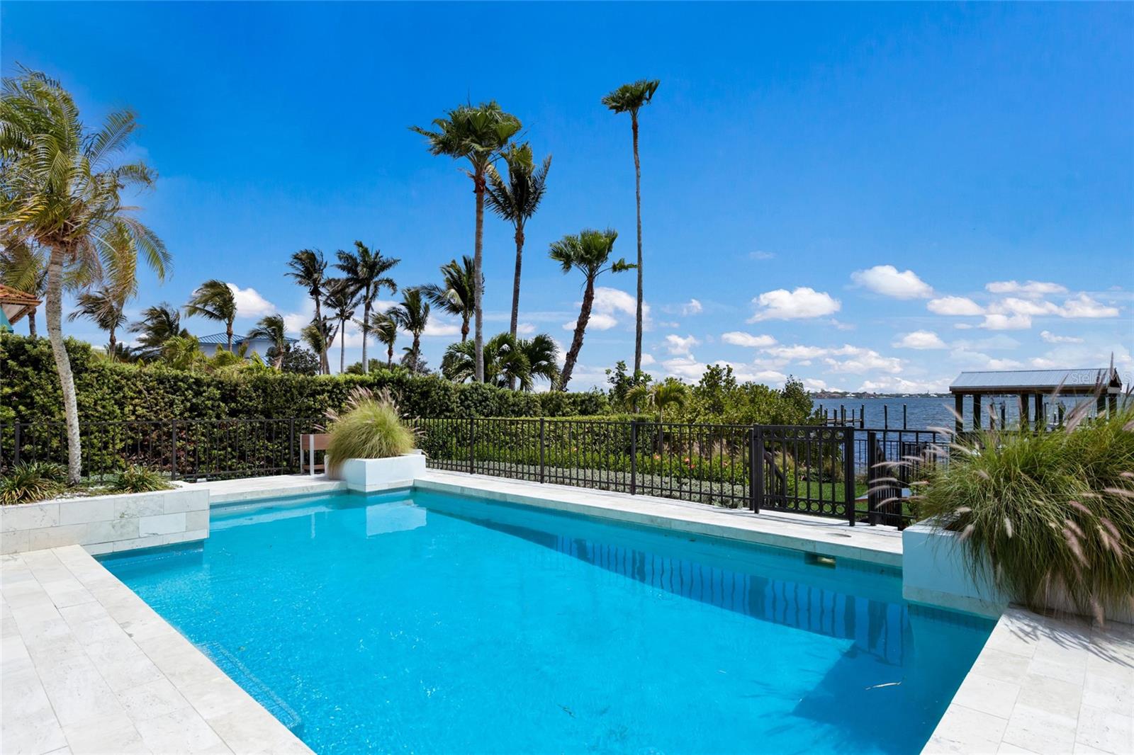 1519 RIVERVIEW LANE, Bradenton, FL 34209