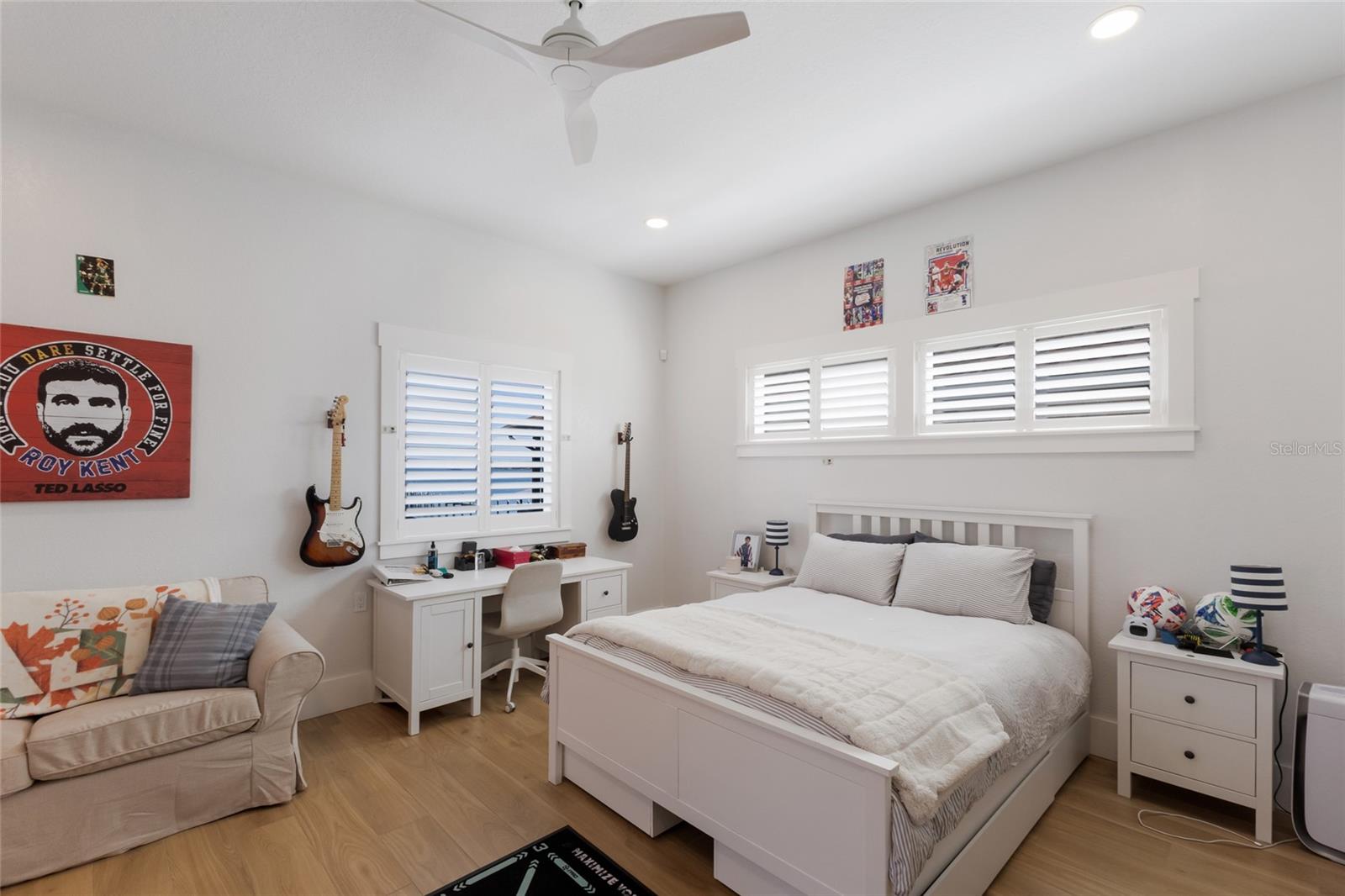 1519 RIVERVIEW LANE, Bradenton, FL 34209