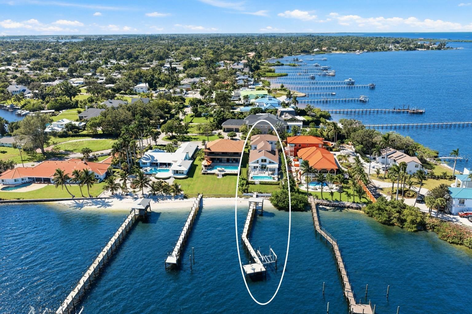 1519 RIVERVIEW LANE, Bradenton, FL 34209