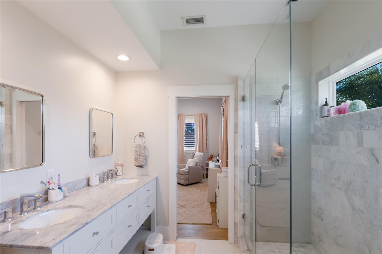 Bathroom #4 Jack and Jill