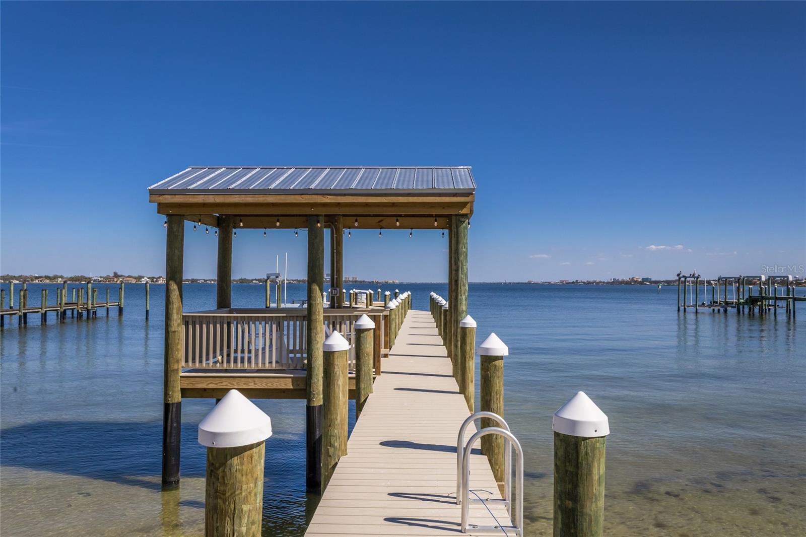 1519 RIVERVIEW LANE, Bradenton, FL 34209