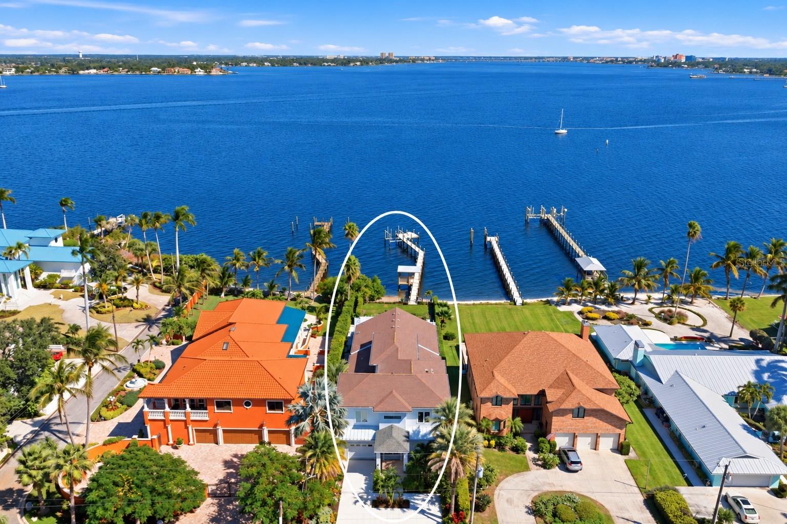 1519 RIVERVIEW LANE, Bradenton, FL 34209