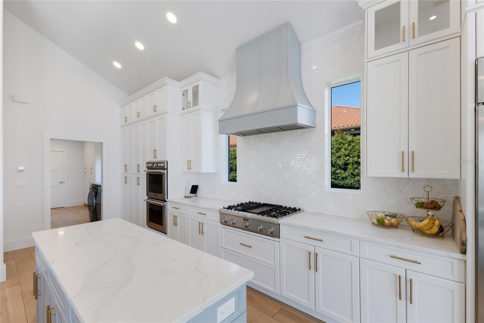 1519 RIVERVIEW LANE, Bradenton, FL 34209