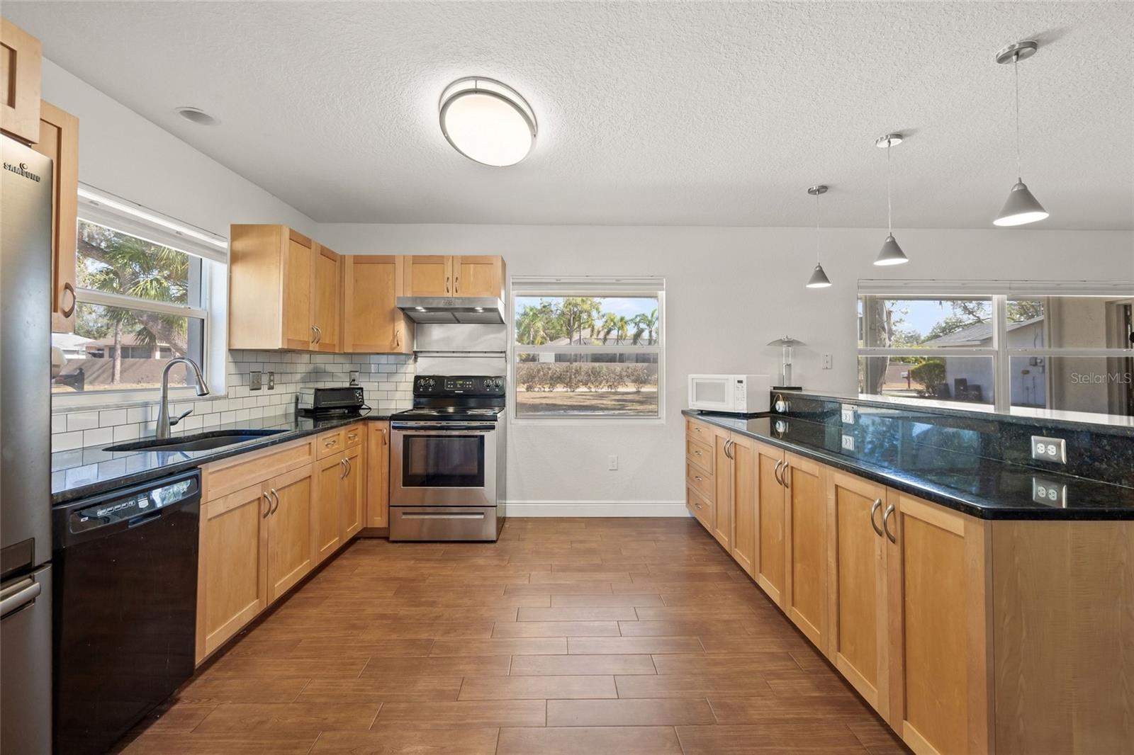 6520 QUONSET ROAD, Bradenton, FL 34203