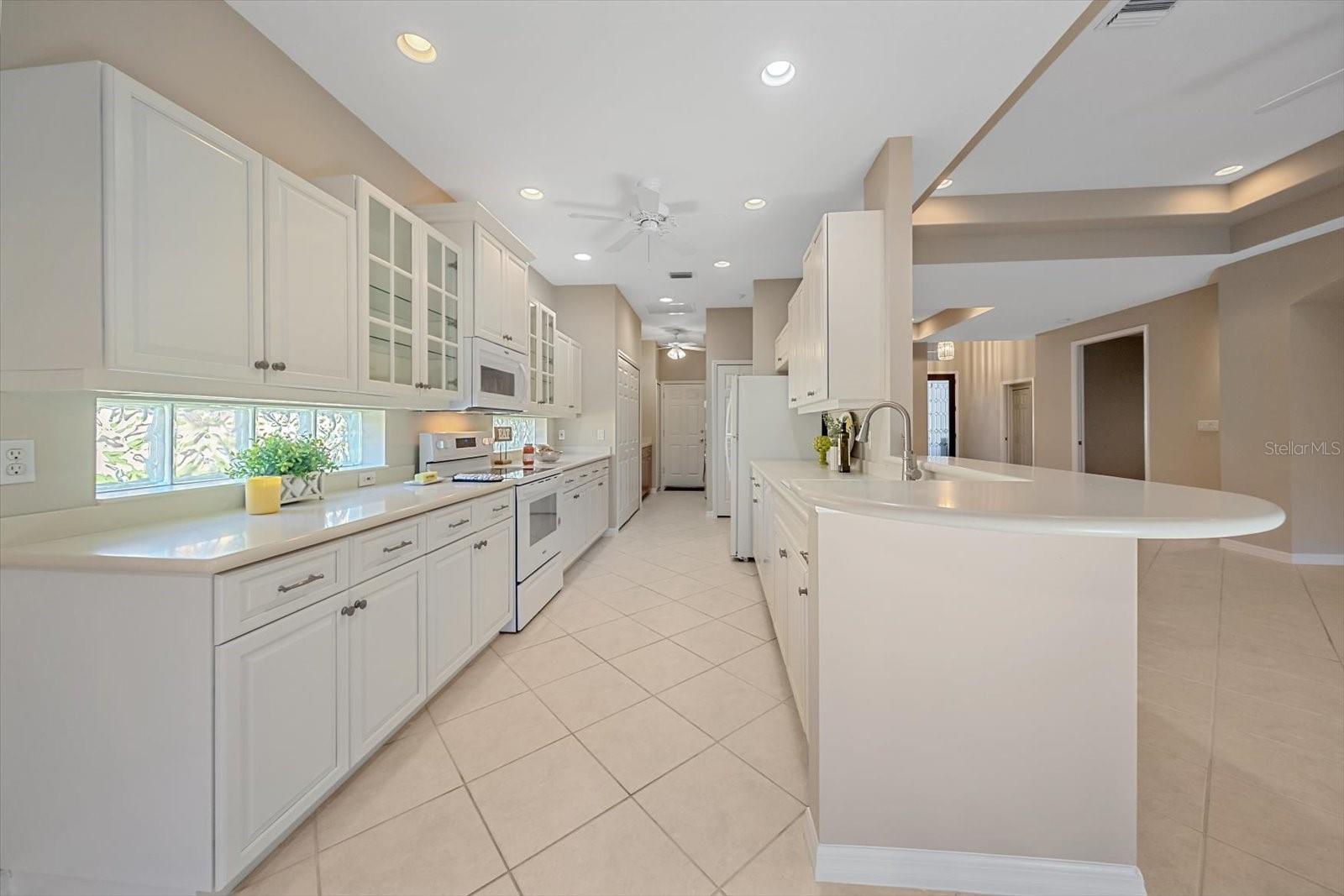 7050 OWLS NEST TERRACE, Bradenton, FL 34203