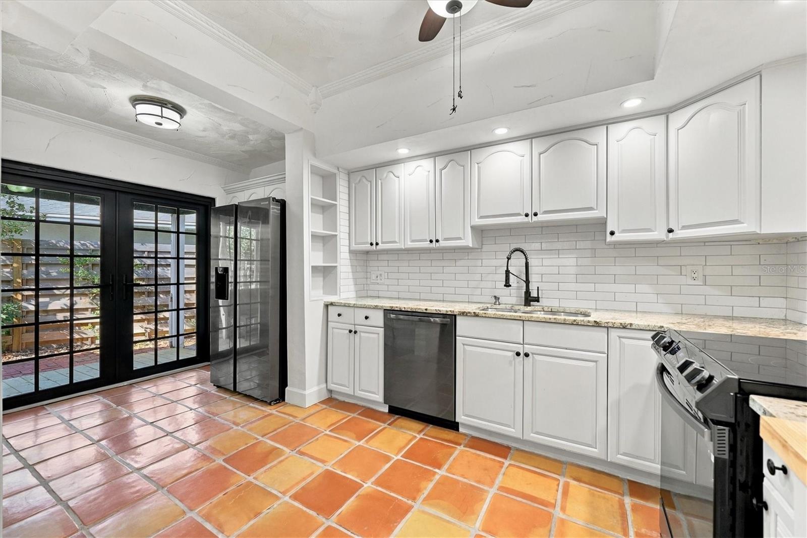 5208 HARBOR ROAD, Bradenton, FL 34209