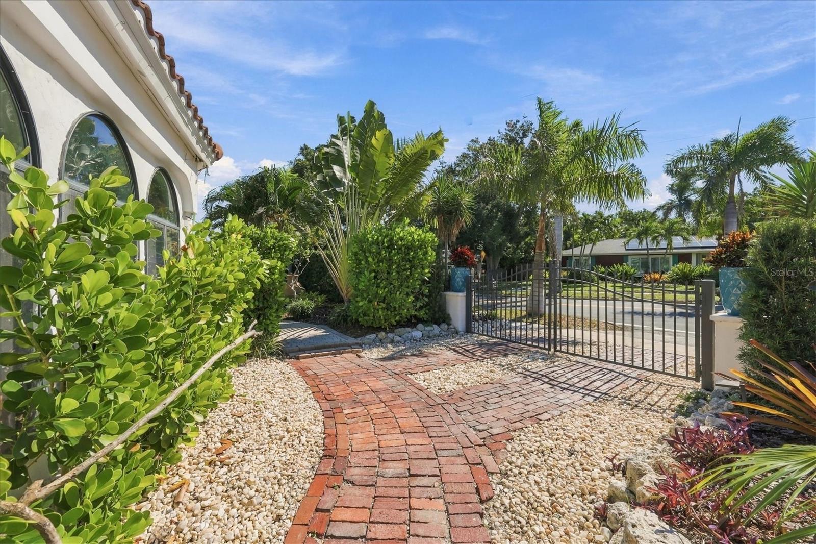 5208 HARBOR ROAD, Bradenton, FL 34209