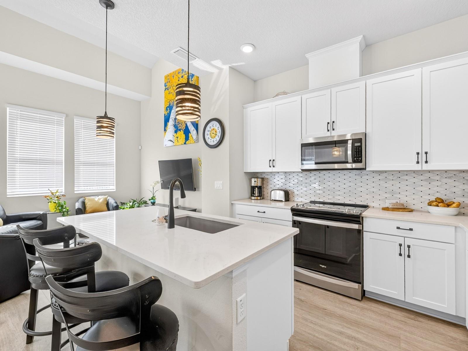 2555 RUFFING COURT, Sarasota, FL 34237