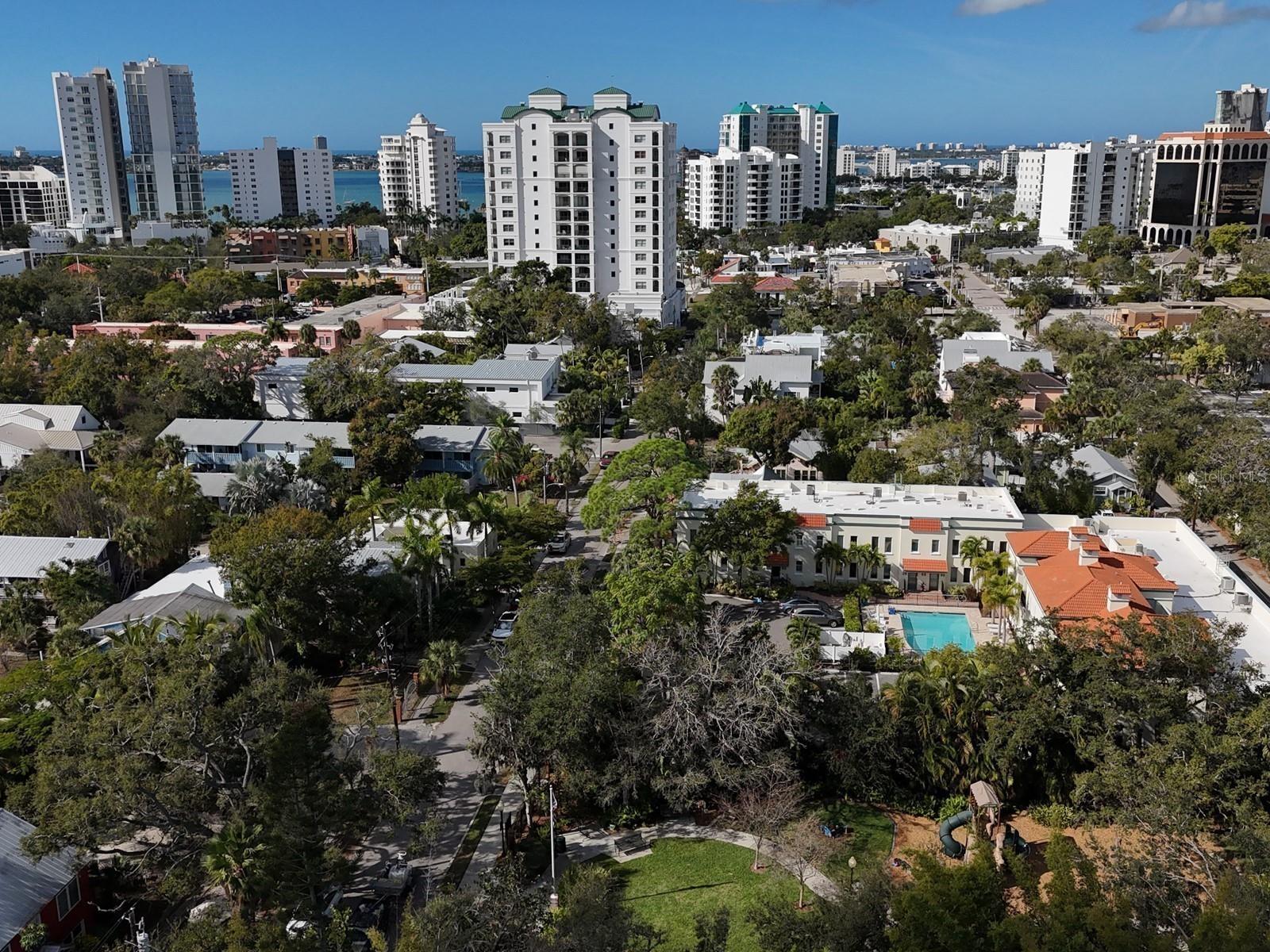 2555 RUFFING COURT, Sarasota, FL 34237