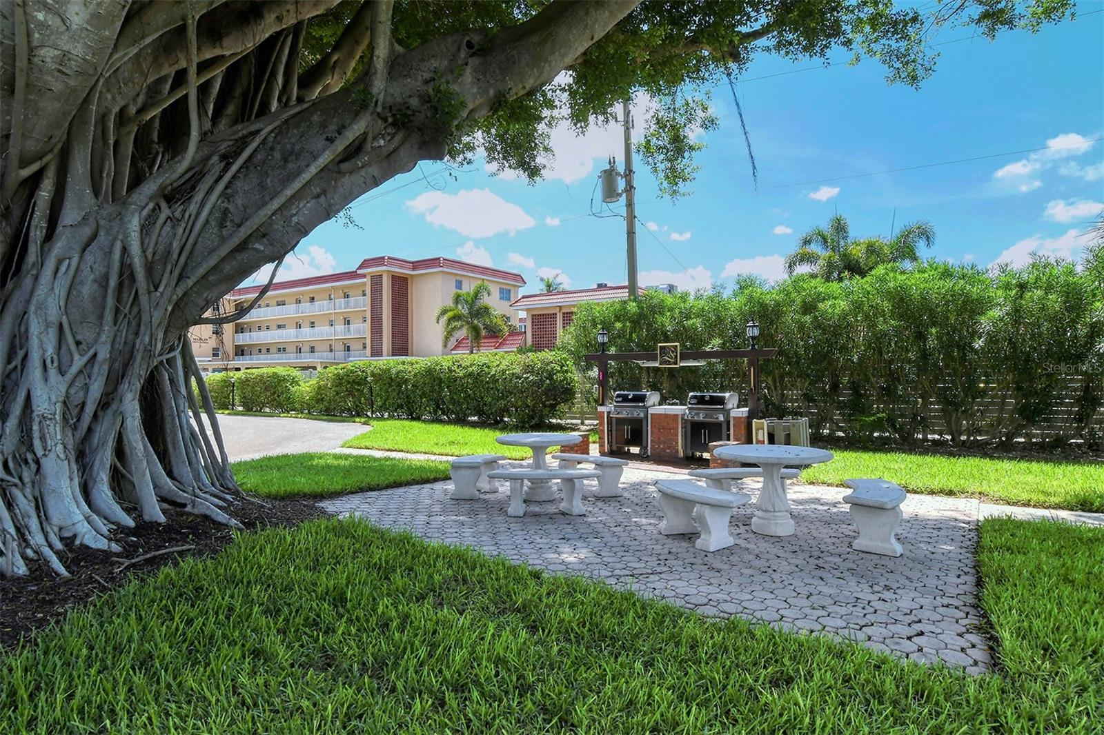 6287 MIDNIGHT PASS ROAD, #103, Sarasota, FL 34242