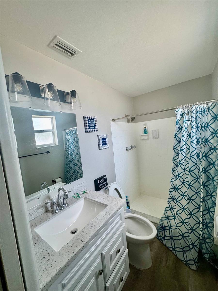 8628 MAGNOLIA DRIVE, Seminole, FL 33777