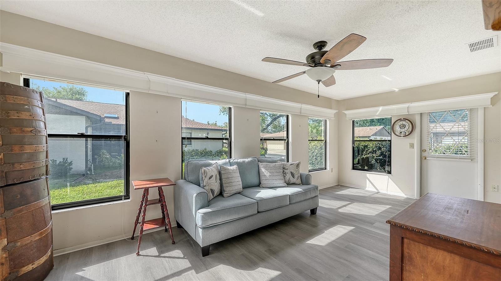 510 OAK HILL CIRCLE, #9, Sarasota, FL 34232