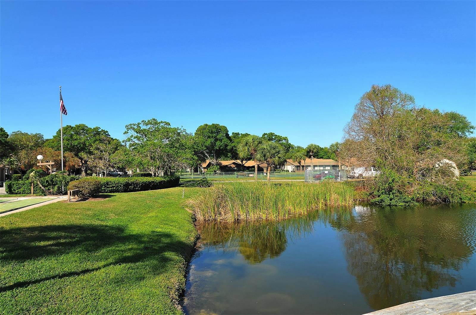 510 OAK HILL CIRCLE, #9, Sarasota, FL 34232