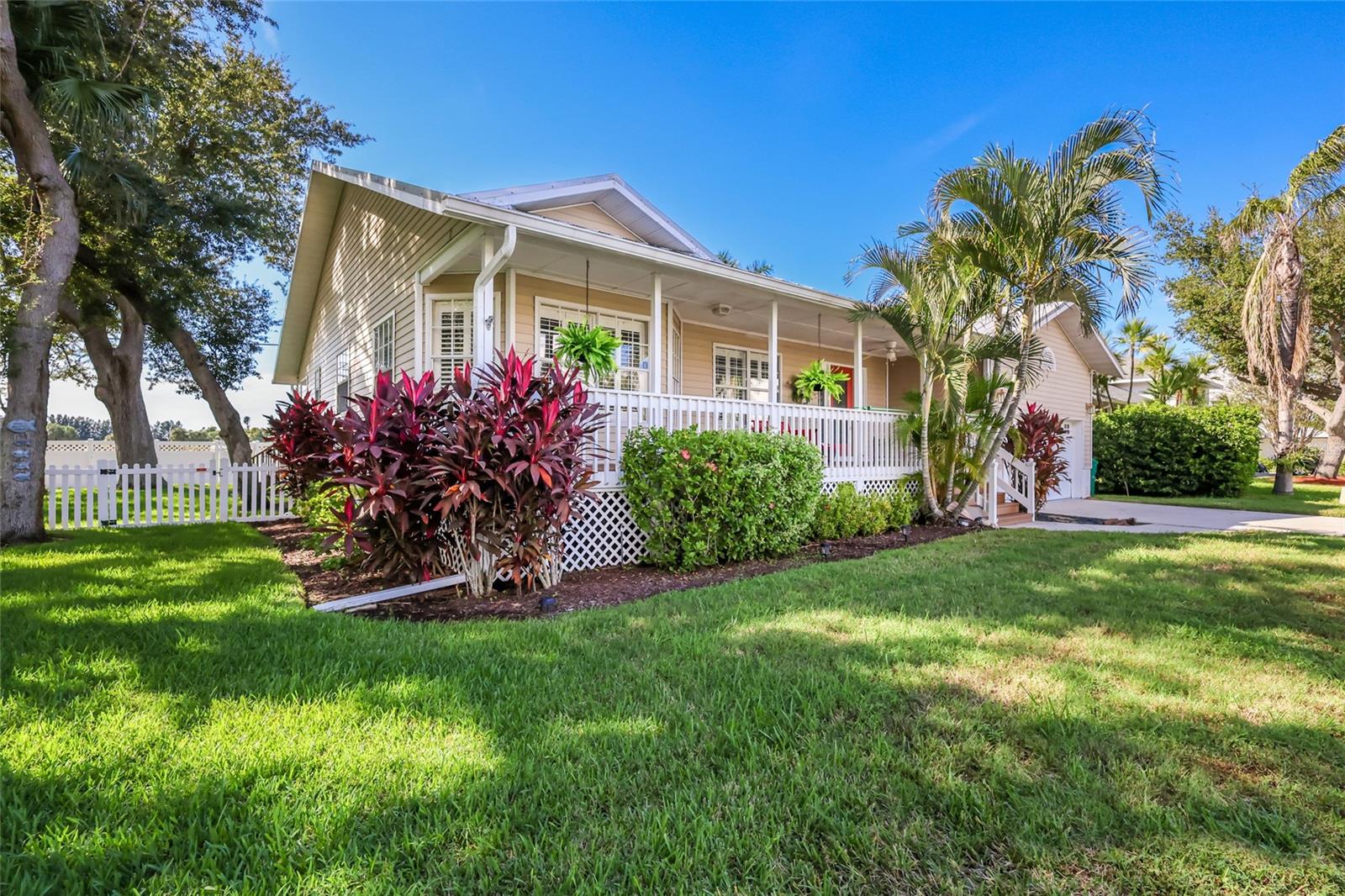 1513 43RD AVENUE DRIVE W, Palmetto, FL 34221