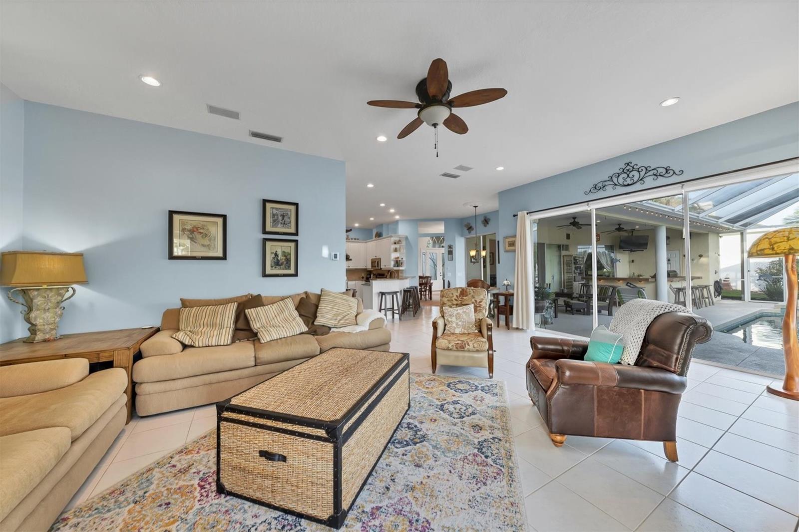 9910 LAUREL VALLEY AVENUE CIRCLE, Bradenton, FL 34202