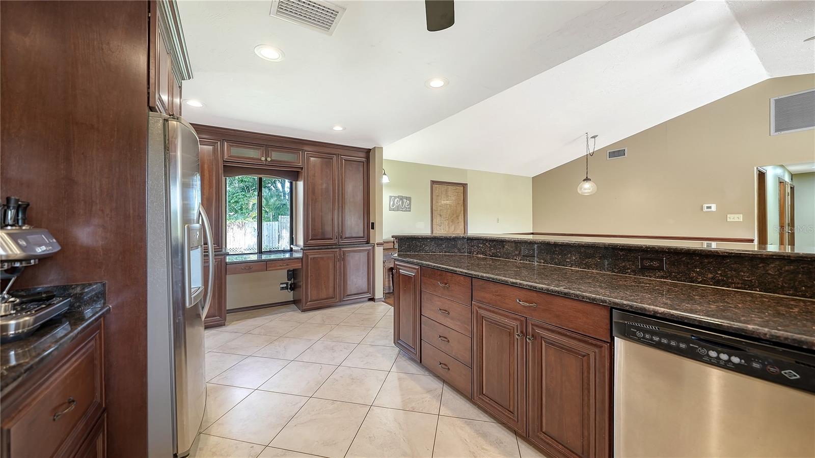 Kitchen 4