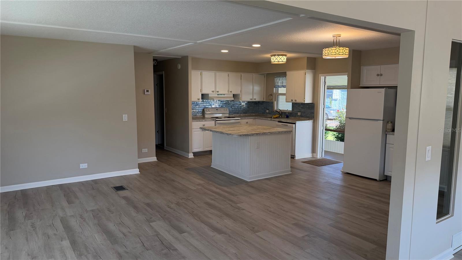362 TAMPICO DRIVE, Palmetto, FL 34221
