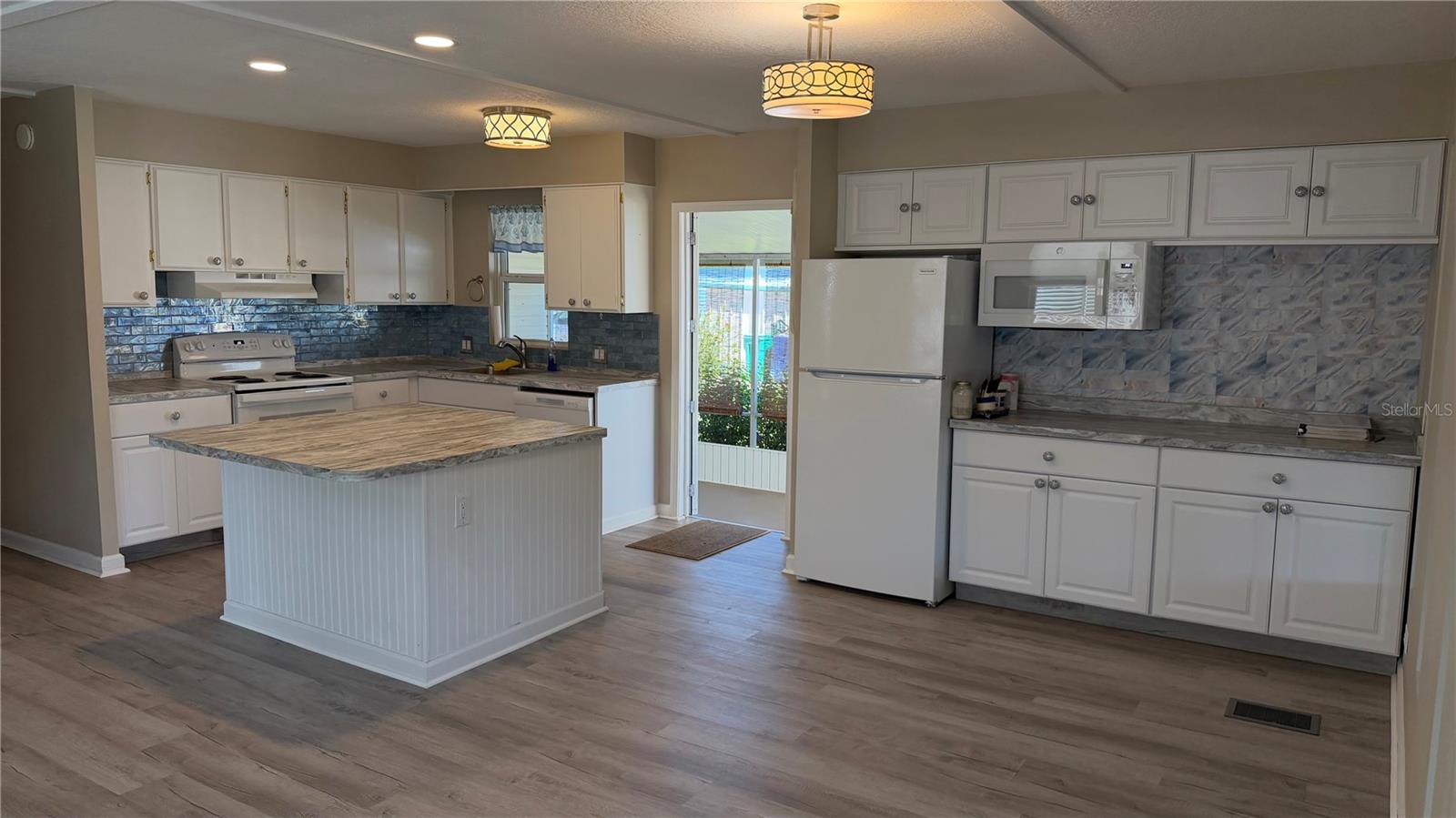 362 TAMPICO DRIVE, Palmetto, FL 34221