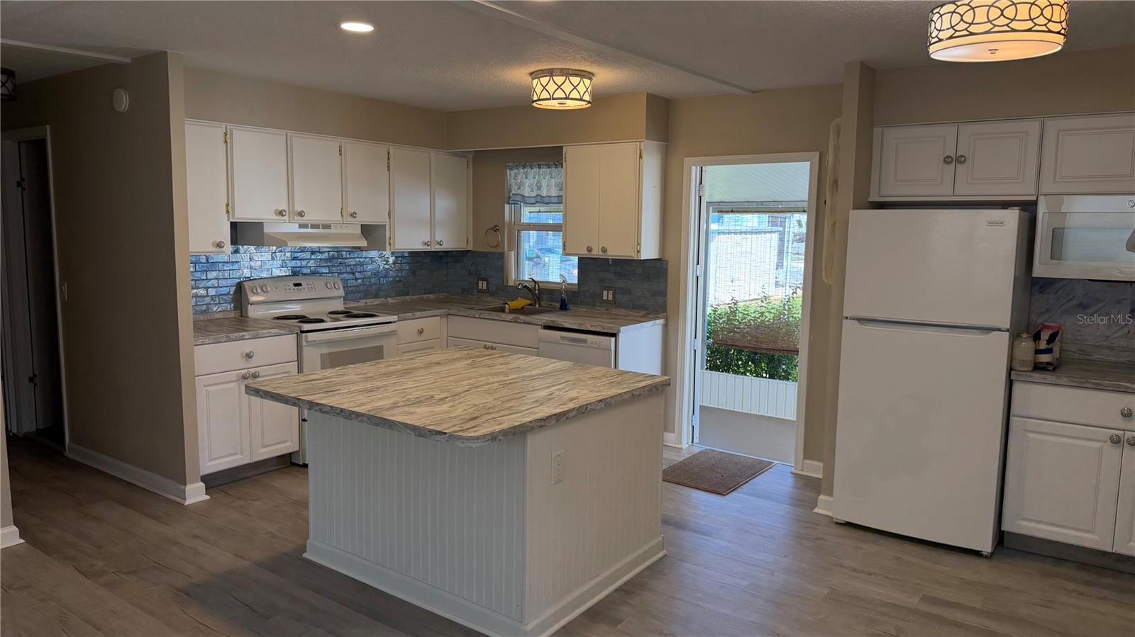 362 TAMPICO DRIVE, Palmetto, FL 34221