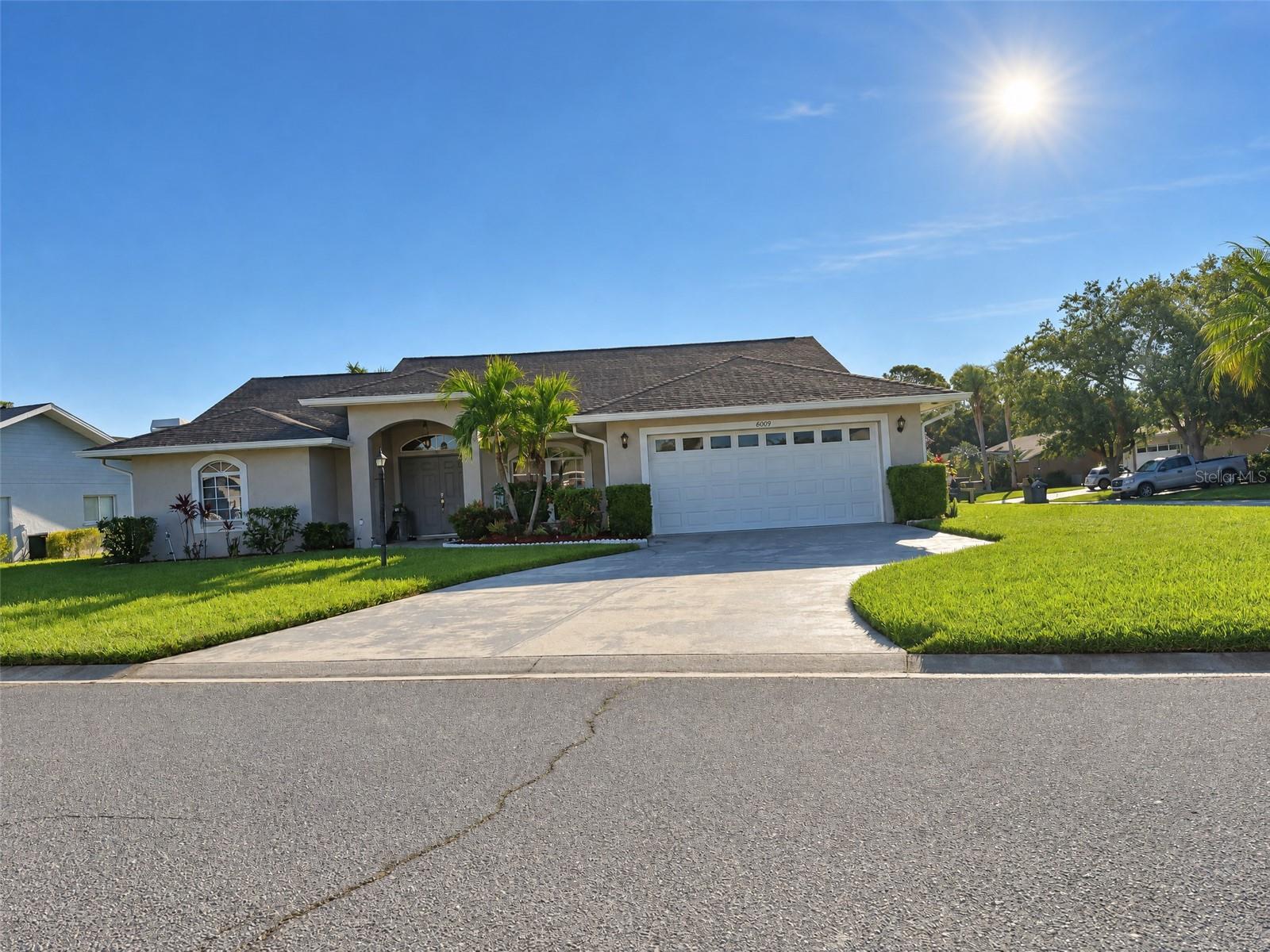 5909 41ST STREET E, Bradenton, FL 34203