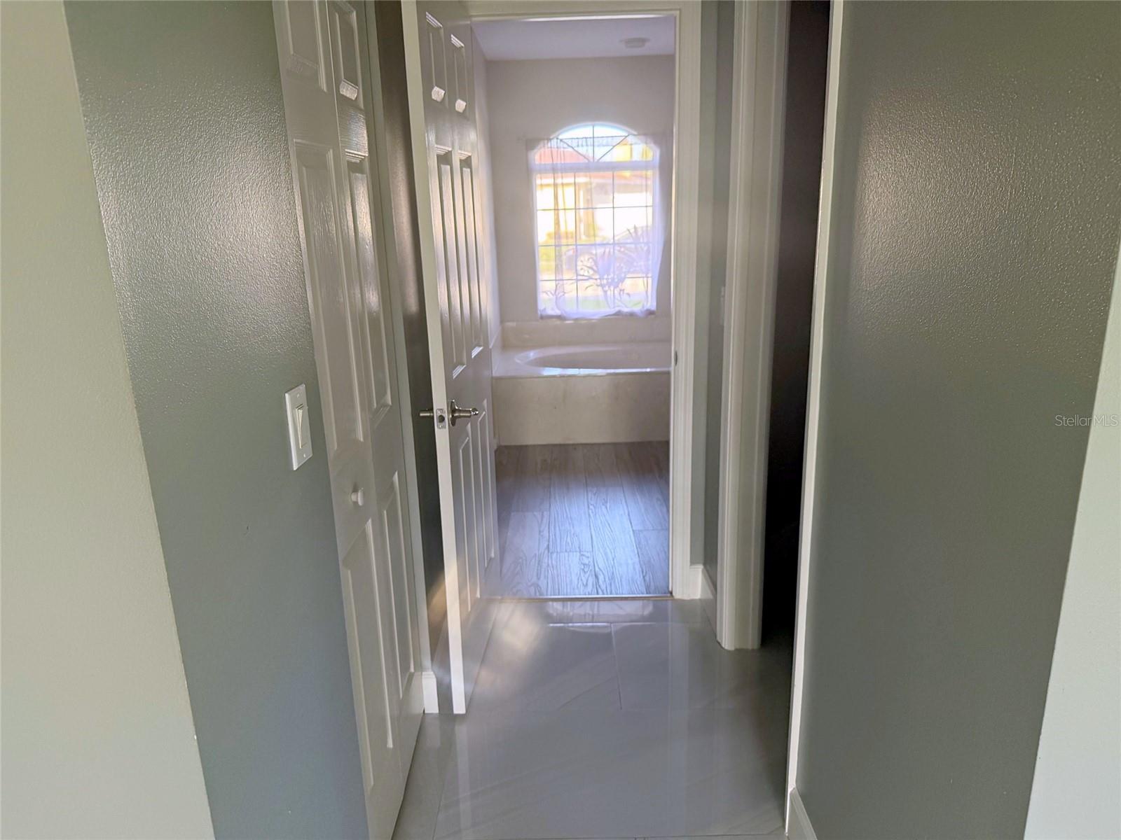5909 41ST STREET E, Bradenton, FL 34203